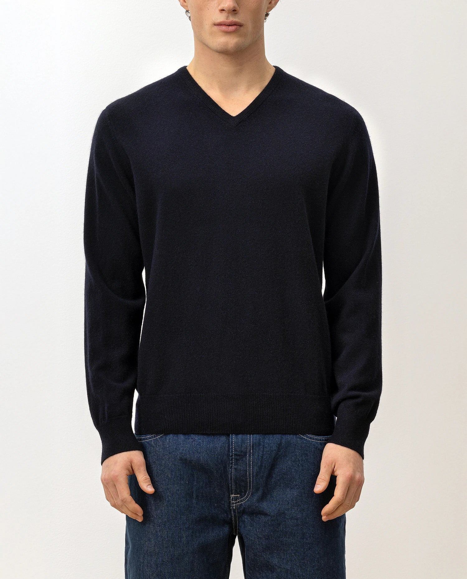 100-30020-14_4 - Allude - 100% Cashmere Active Cashmere Feinstrick Flachstrick Herren Langarm Navy NOS Pullover SAPG::101-30020 V-Ausschnitt