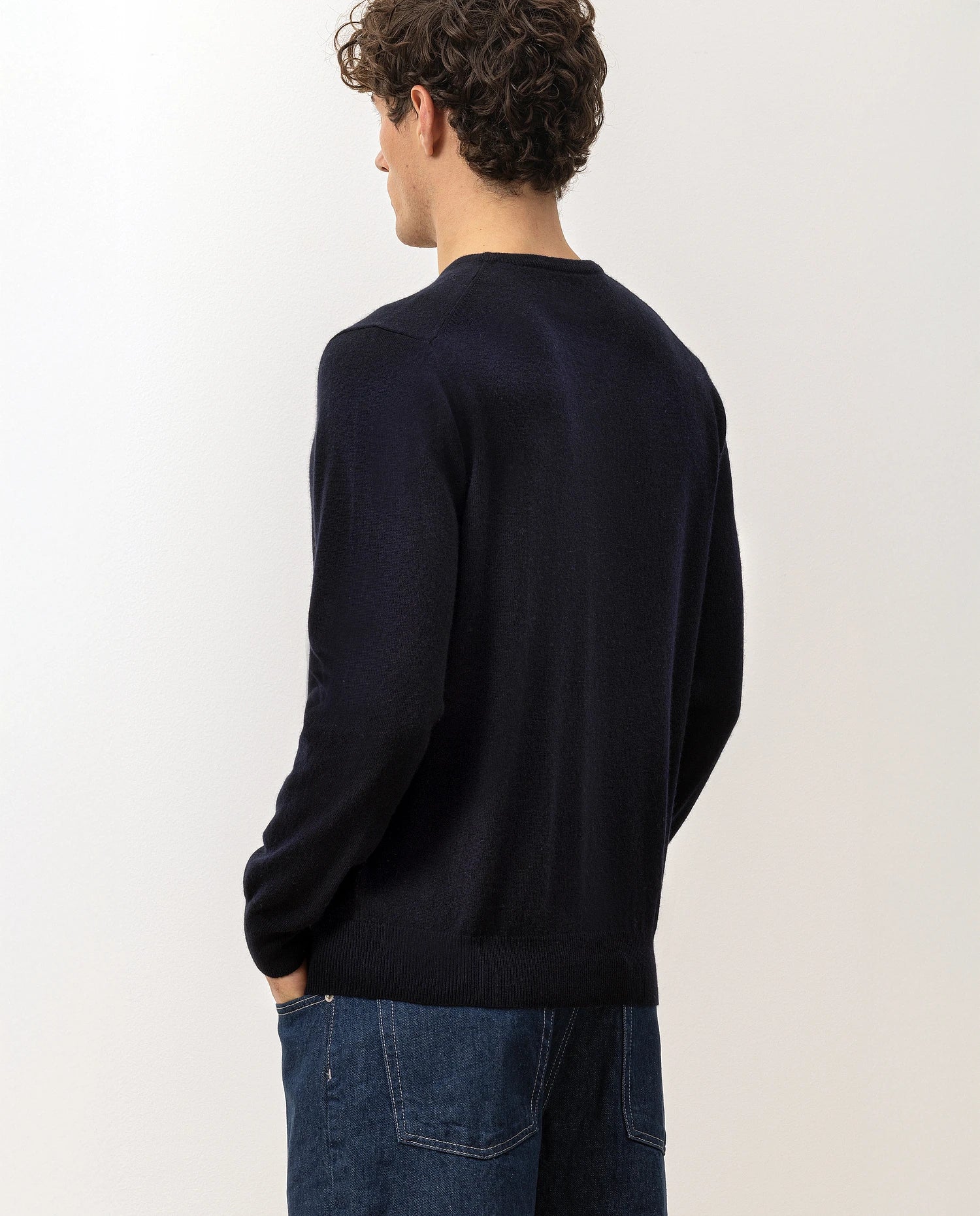 100-30020-14_7 - Allude - 100% Cashmere Active Cashmere Feinstrick Flachstrick Herren Langarm Navy NOS Pullover SAPG::101-30020 V-Ausschnitt