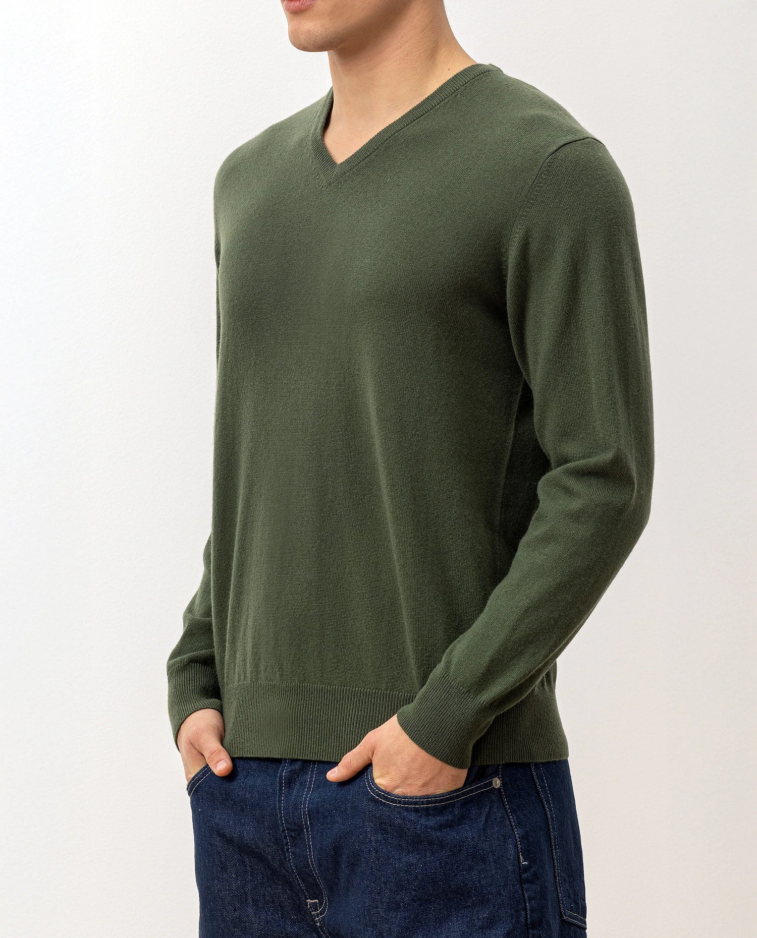 100-30020-34_6 - Allude - 100% Cashmere Active Cashmere Feinstrick Flachstrick Grün Herren Langarm NOS Pullover SAPG::101-30020 V-Ausschnitt
