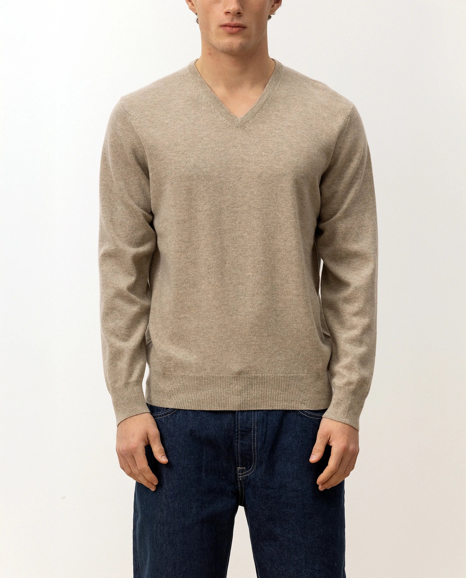 100-30020-46_4 - Allude - 100% Cashmere Active Beige Cashmere Feinstrick Flachstrick Herren Langarm NOS Pullover SAPG::101-30020 V-Ausschnitt
