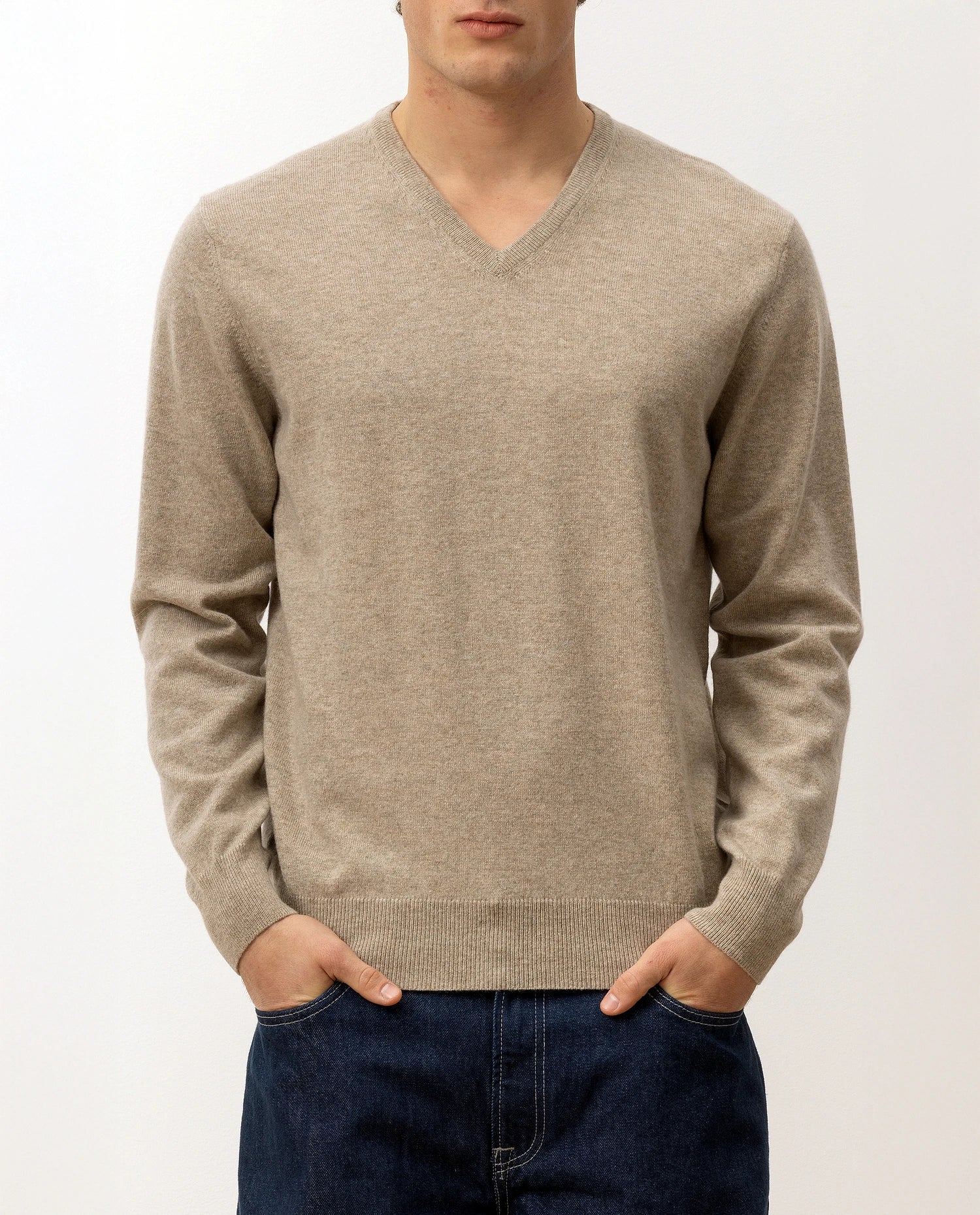 100-30020-46_5 - Allude - 100% Cashmere Active Beige Cashmere Feinstrick Flachstrick Herren Langarm NOS Pullover SAPG::101-30020 V-Ausschnitt