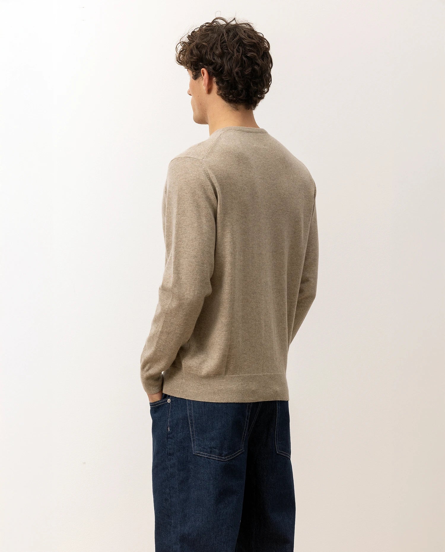 100-30020-46_7 - Allude - 100% Cashmere Active Beige Cashmere Feinstrick Flachstrick Herren Langarm NOS Pullover SAPG::101-30020 V-Ausschnitt