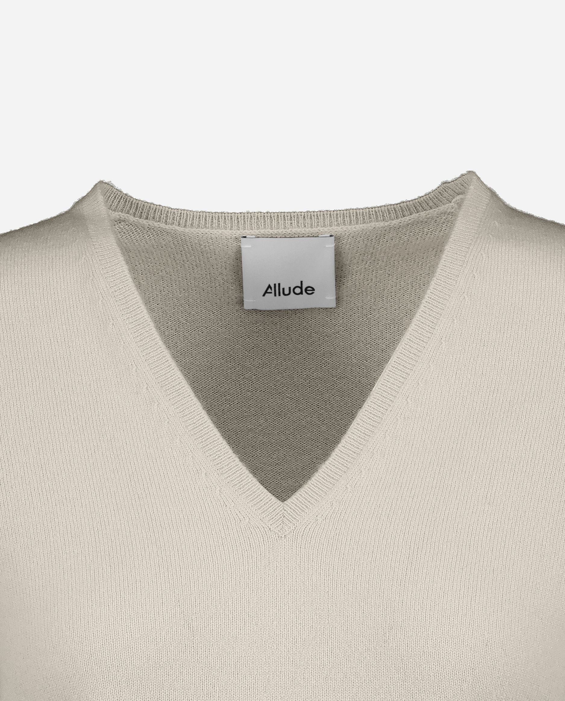 245-11100-42-S_hash_escaped_3 - Allude - 100% Cashmere Active Basic Beige Cashmere Damen Feinstrick Langarm Pullover SAPG::245-11100 Taillierter Schnitt V-Ausschnitt Winter 2024/2025
