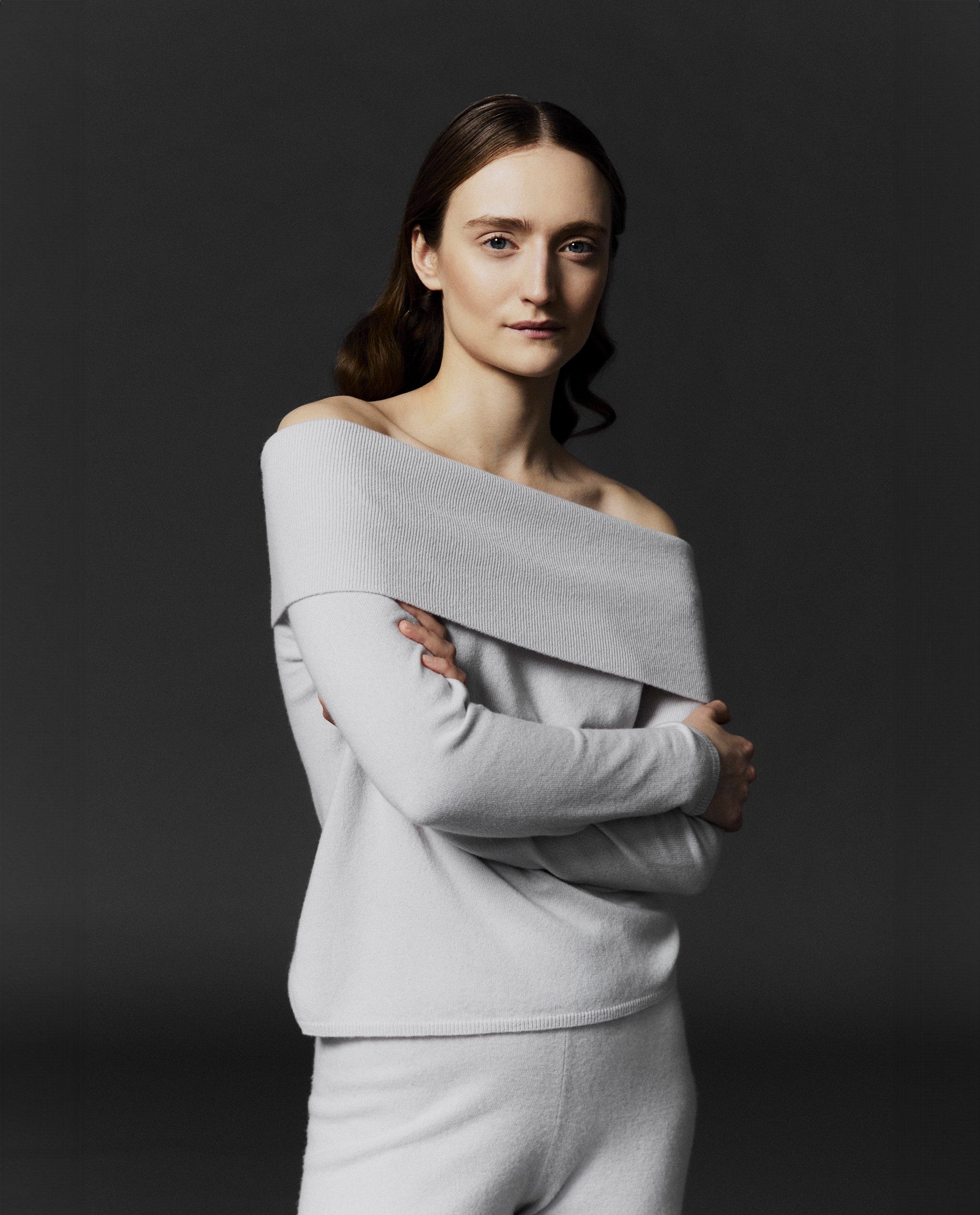 245-11225-17034-0016 - Allude - 0 100% Cashmere Active Cashmere Damen Feinstrick Grau Langarm Pullover SAPG::245-11225 Taillierter Schnitt Winter 2024/2025
