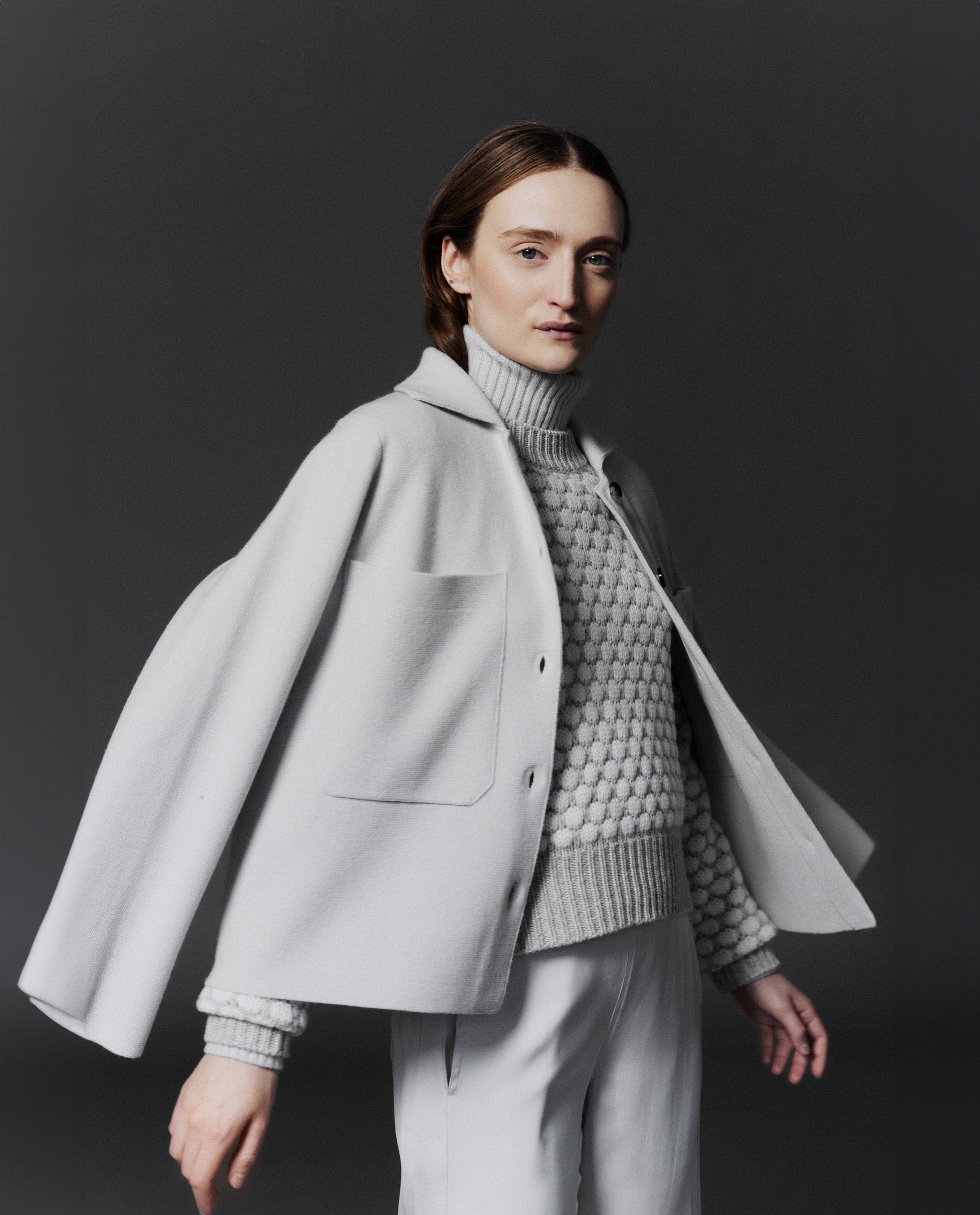 245-17770-17791-11234-14 - Allude - 0 30% Cashmere 70% Wolle Active Damen Gerade Passform Jacket Langarm mittelschwerer Strick SAPG::245-17770 Schwarz Winter 2024/2025 Wolle