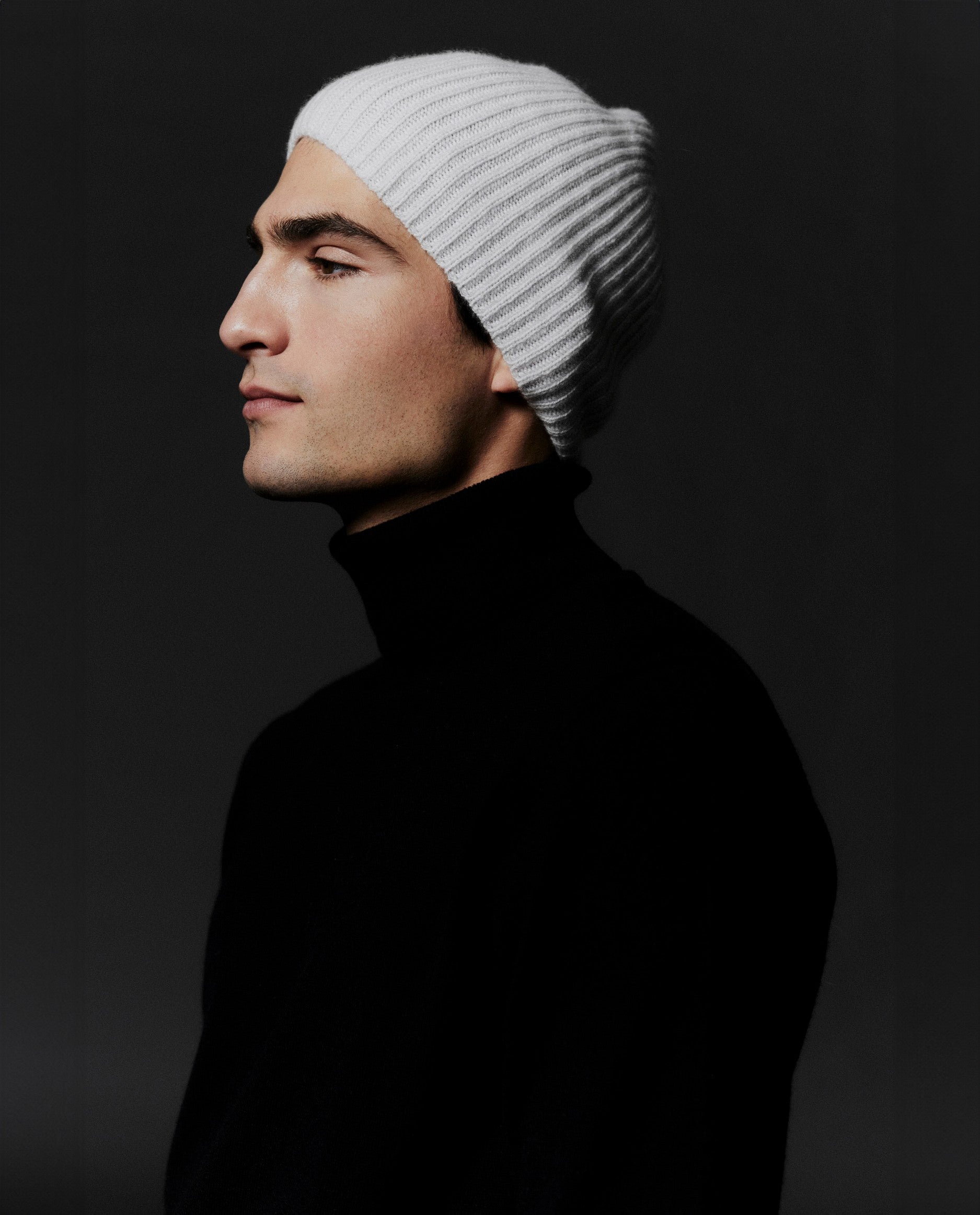 245-30026-30024-30029-0011_bb9d96ea-1523-4e63-b9df-278953a9e5a1 - Allude - 0 100% Cashmere Active Cashmere Feinstrick Gerade Passform Herren Mütze Navy SAPG::245-30026 Winter 2024/2025