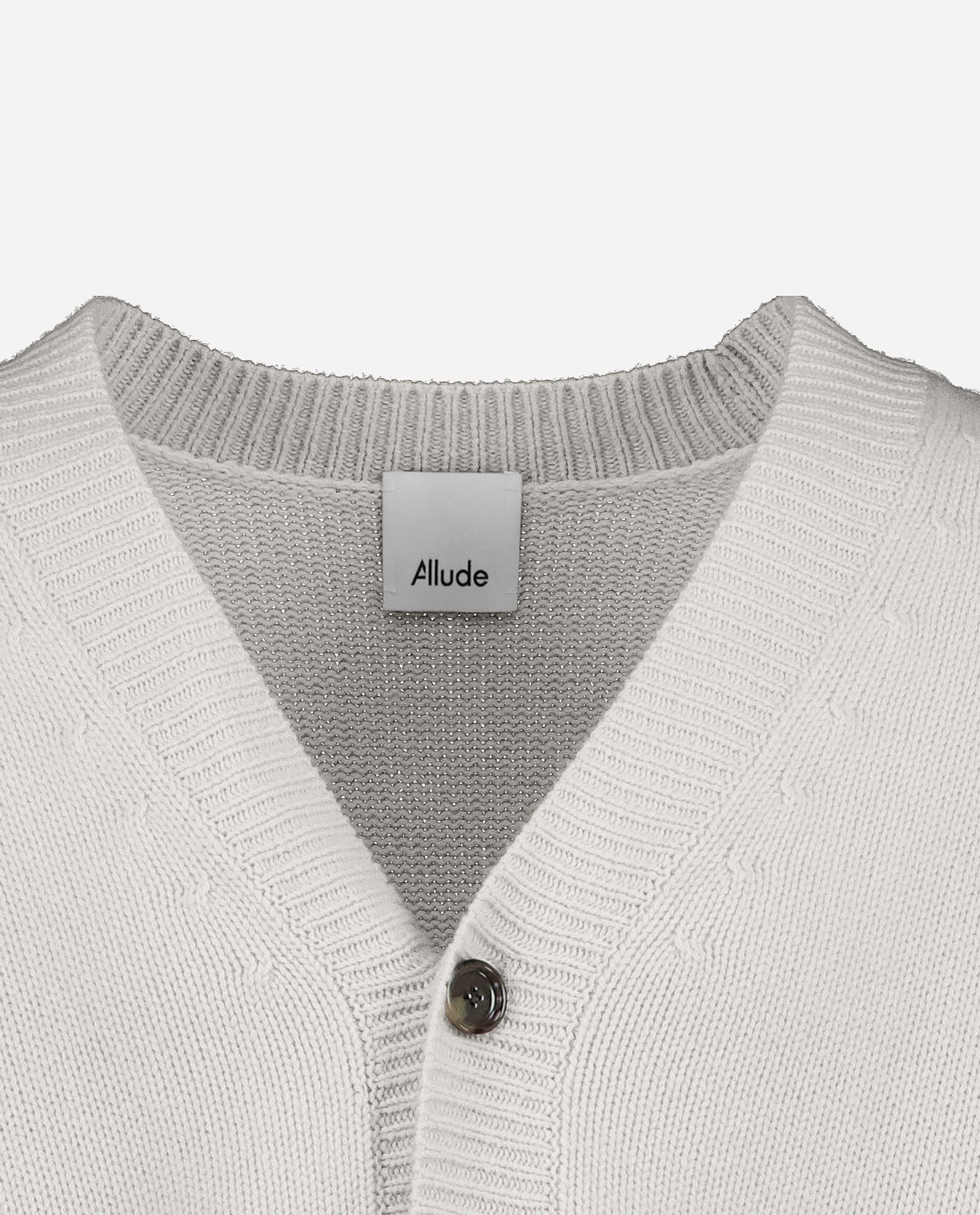 245-37000-80-S_hash_escaped_3 - Allude - 30% Cashmere 70% Wolle Active Grau Grobstrick Herren Langarm Lockerer Schnitt SAPG::245-37000 Strickjacke V-Ausschnitt Winter 2024/2025 Wolle