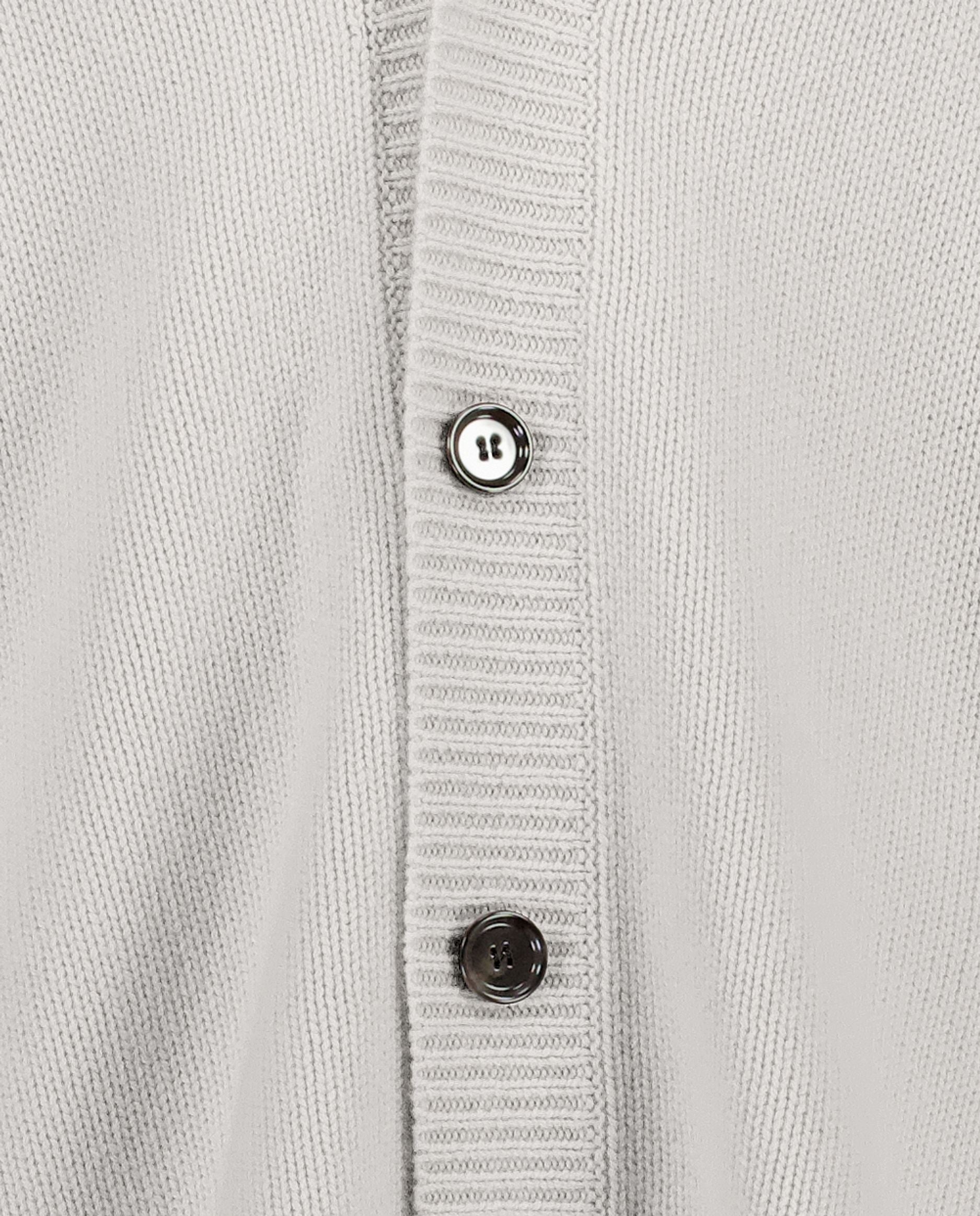 245-37000-80-S_hash_escaped_4 - Allude - 30% Cashmere 70% Wolle Active Grau Grobstrick Herren Langarm Lockerer Schnitt SAPG::245-37000 Strickjacke V-Ausschnitt Winter 2024/2025 Wolle