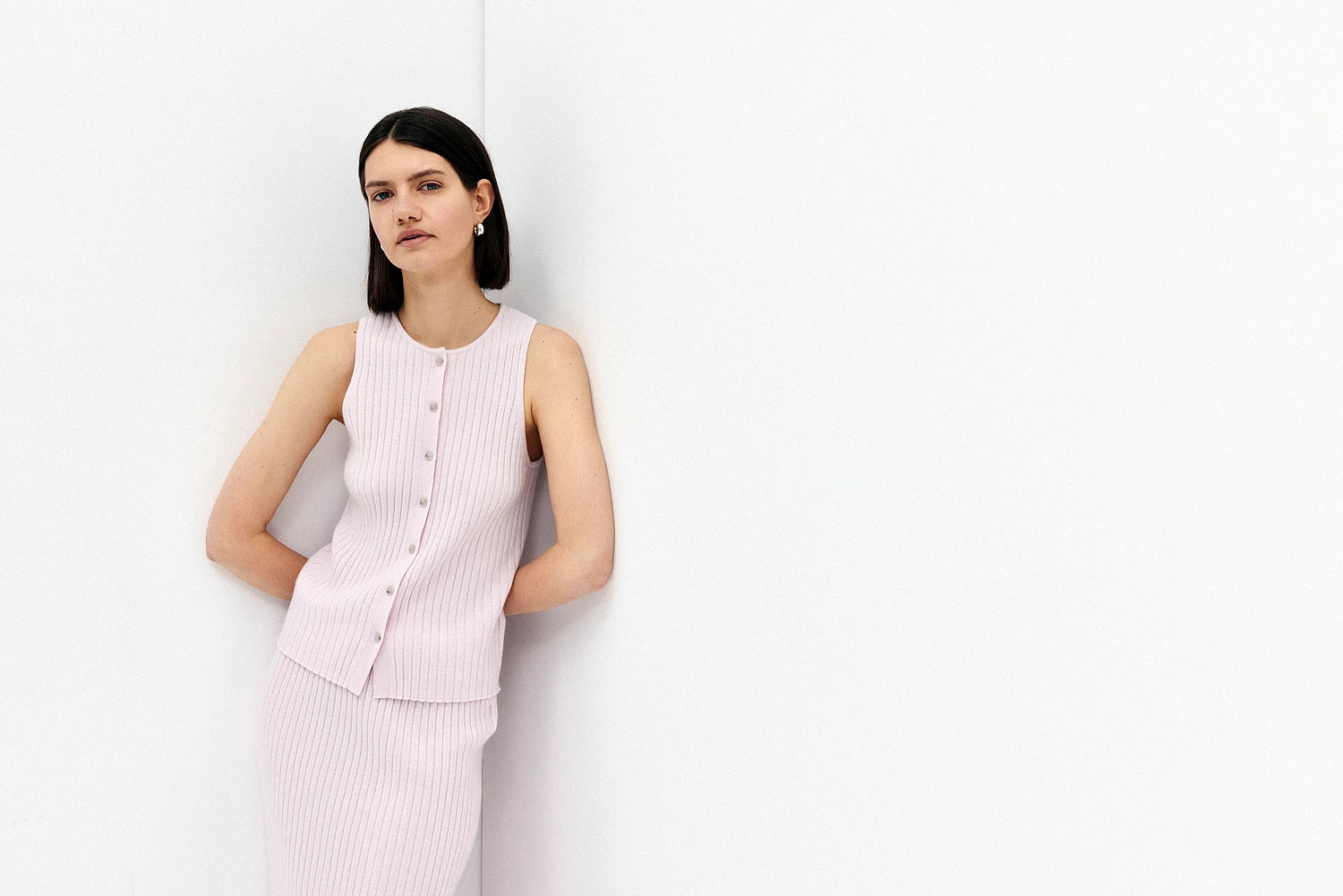 252-11146-60_11 - Allude - 100% Cashmere Active Cashmere Damen Feinstrick Gerade Passform Rock Rose SAPG::252-11146 Spring/Summer 2025