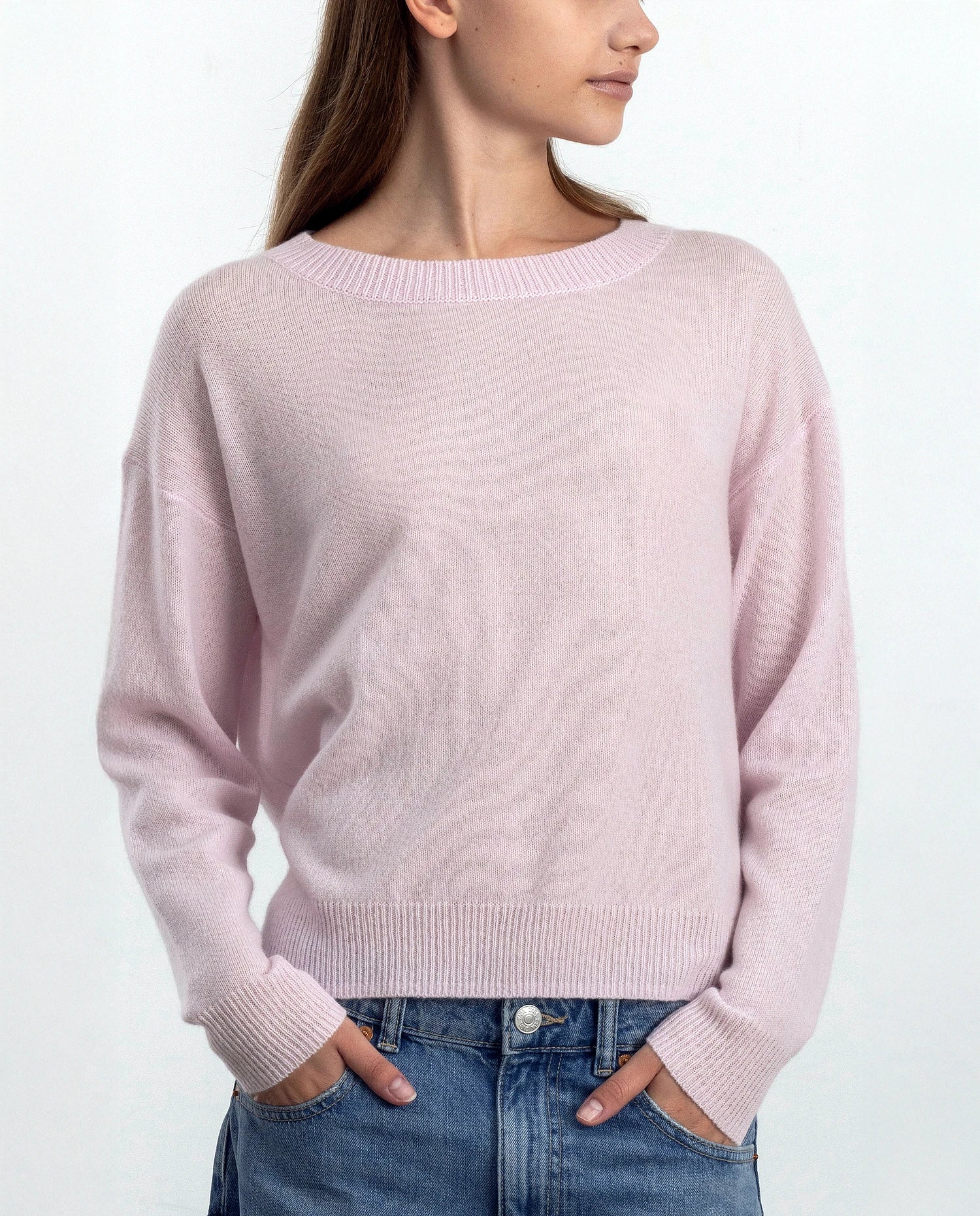 252-11172-60_20 - Allude - 100% Cashmere Active Bootshalsausschnitt Cashmere Damen Feinstrick Kastiger Schnitt Langarm Pullover Rose SAPG::252-11172 Spring/Summer 2025