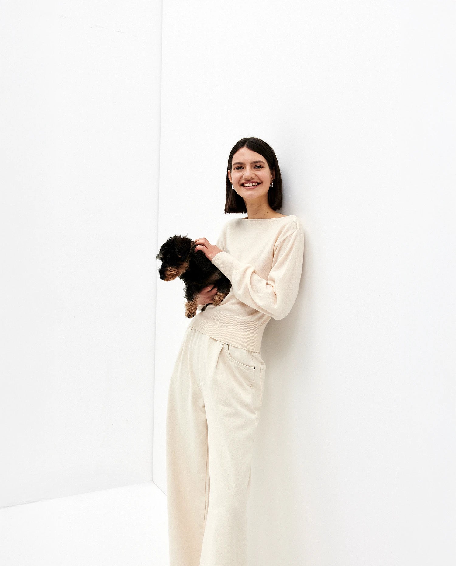 252-17003-41_14 - Allude - 30% Cashmere 70% Wolle Active Bootshalsausschnitt Creme Damen Feinstrick Gerade Passform Langarm Pullover SAPG::252-17003 Spring/Summer 2025 Woll-Mischung