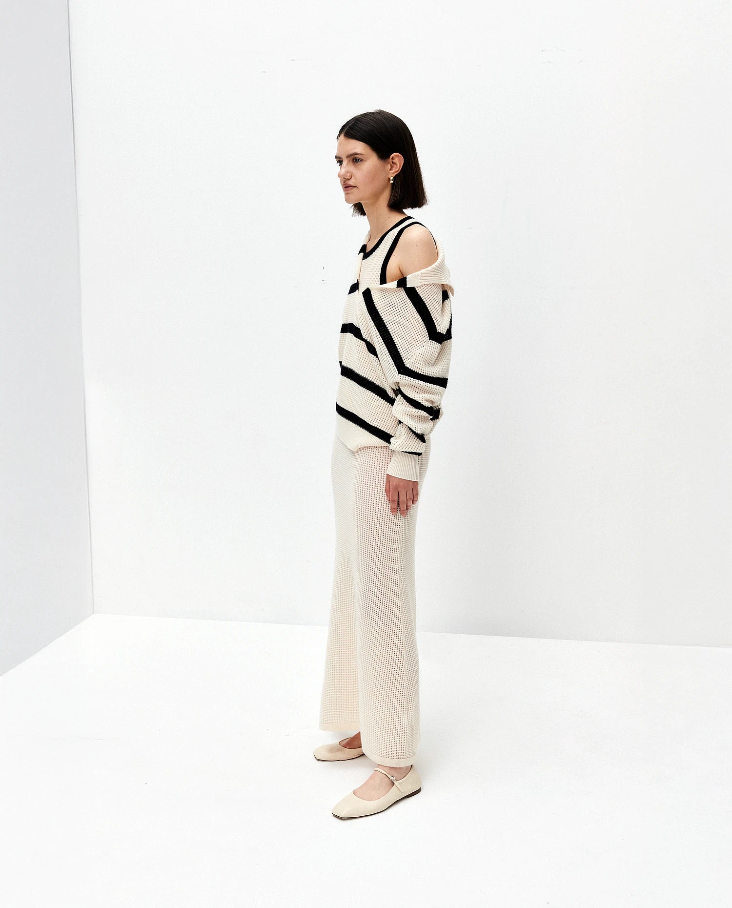 252-17092-4190_1 - Allude - 30% Cashmere 70% Wolle Active Beige Damen Feinstrick Langarm Lockerer Schnitt Pullover SAPG::252-17092 Serafino Spring/Summer 2025 Woll-Mischung