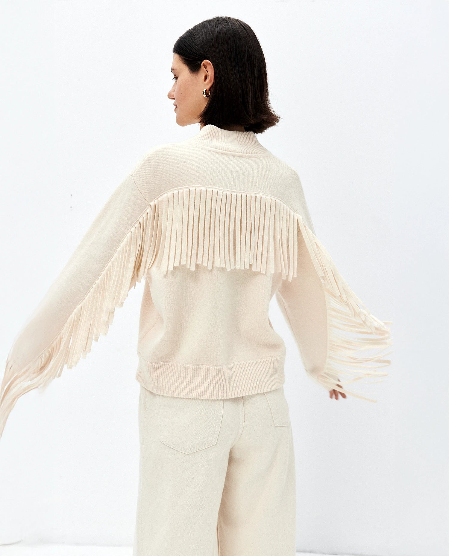 252-17100-41_11 - Allude - 30% Cashmere 70% Wolle Active Creme Damen Jacket Langarm Lockerer Schnitt mittelschwerer Strick Rundhals SAPG::252-17100 Spring/Summer 2025 Woll-Mischung