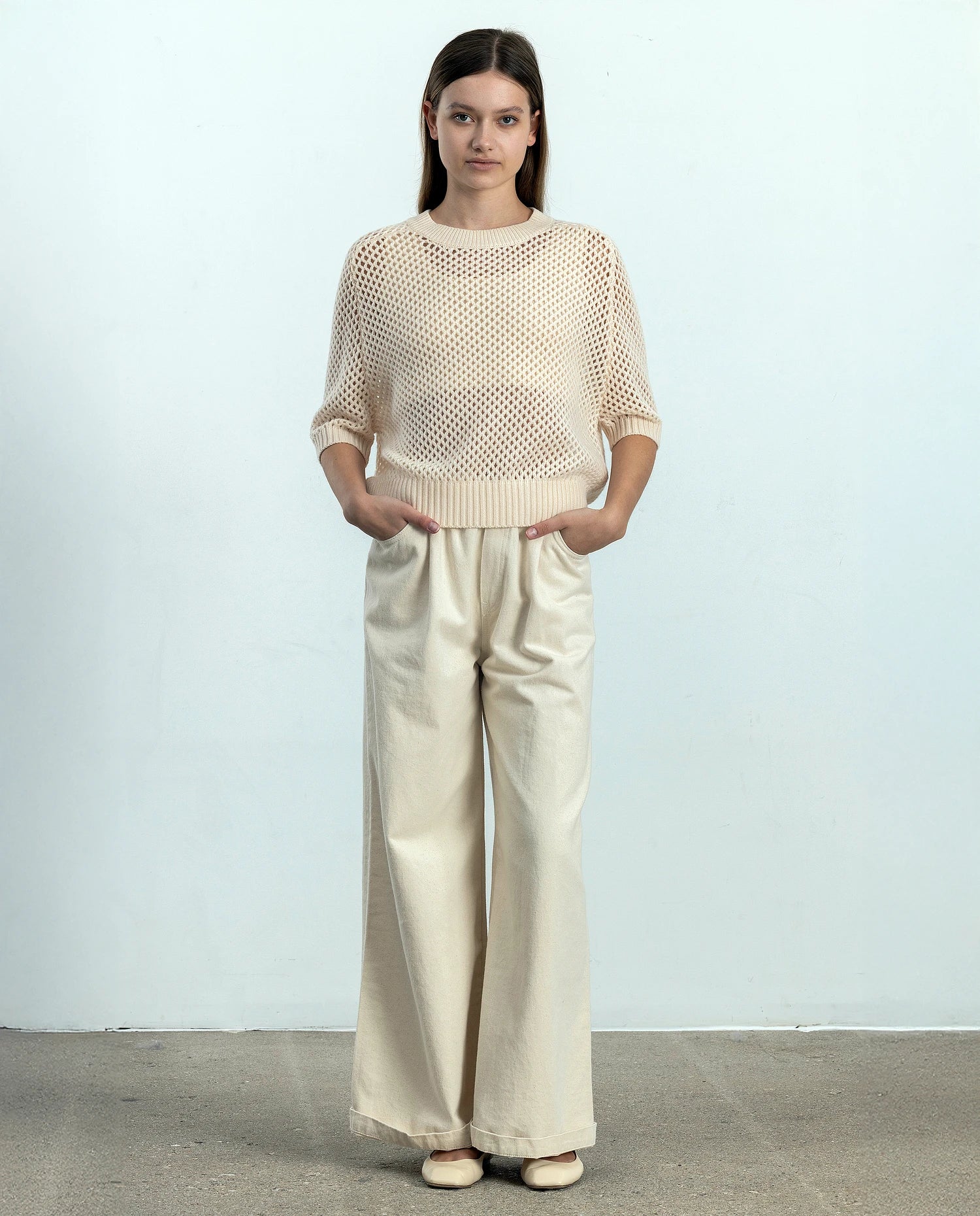 252-17652-41_2 - Allude - 30% Cashmere 70% Wolle Active Creme Damen Grobstrick Halbarm Kastiger Schnitt Pullover Rundhals SAPG::252-17652 Spring/Summer 2025 Woll-Mischung