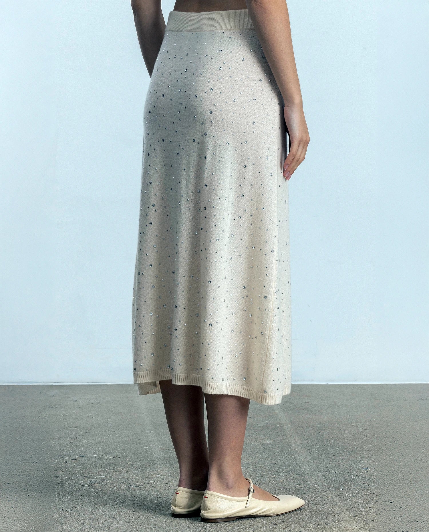 252-17773-41_21 - Allude - 30% Cashmere 70% Wolle A-Form Active Creme Damen Feinstrick Rock SAPG::252-17773 Spring/Summer 2025 Woll-Mischung