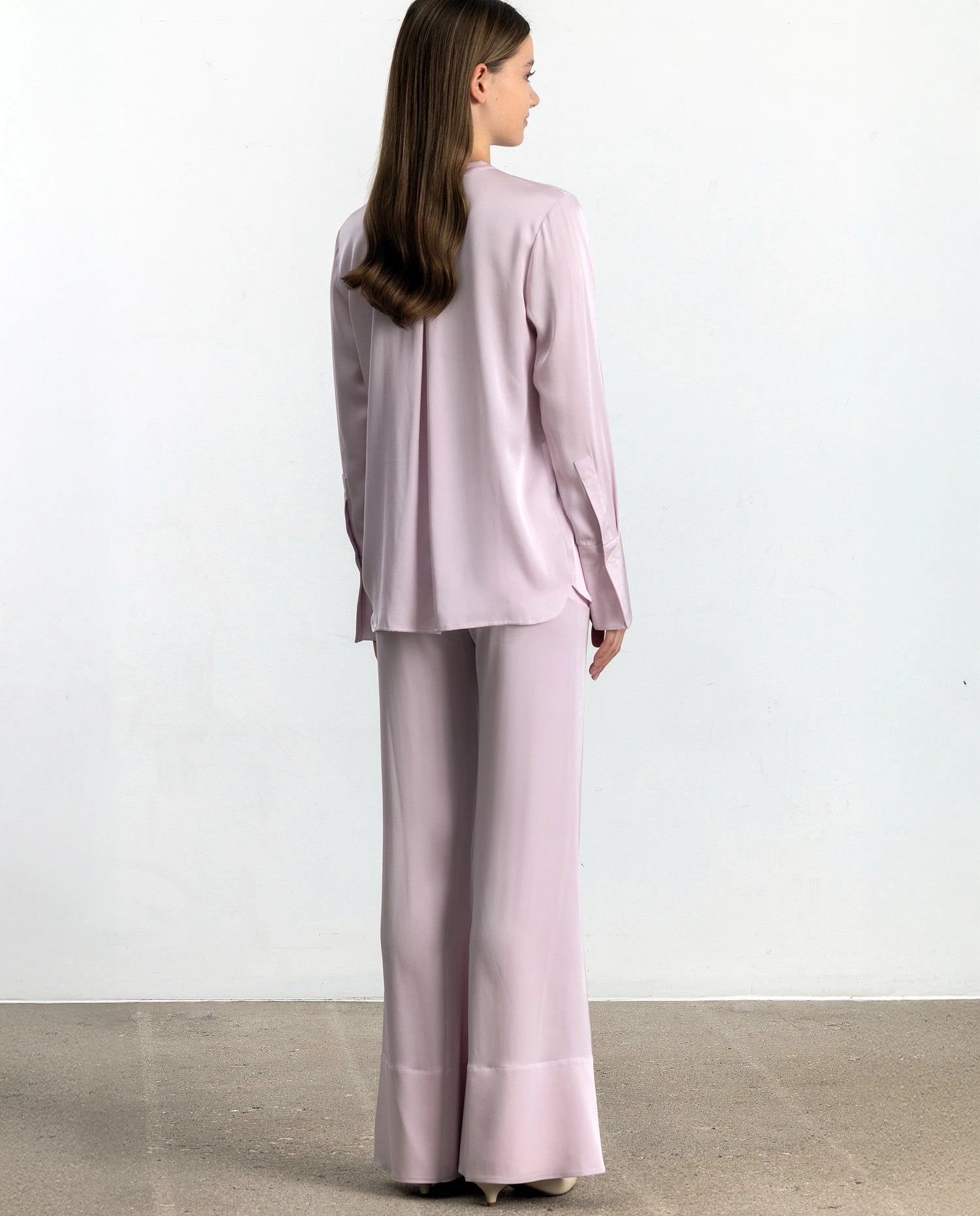 252-84011-60_21 - Allude - 7% Elastan 93% Seide Active Bluse Damen Langarm Lockerer Schnitt Rose SAPG::252-84011 Seide Spring/Summer 2025