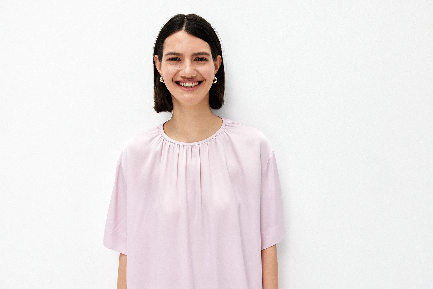 252-84012-60_12 - Allude - 7% Elastan 93% Seide Active Bluse Damen Halbarm Lockerer Schnitt Rose SAPG::252-84012 Seide Spring/Summer 2025