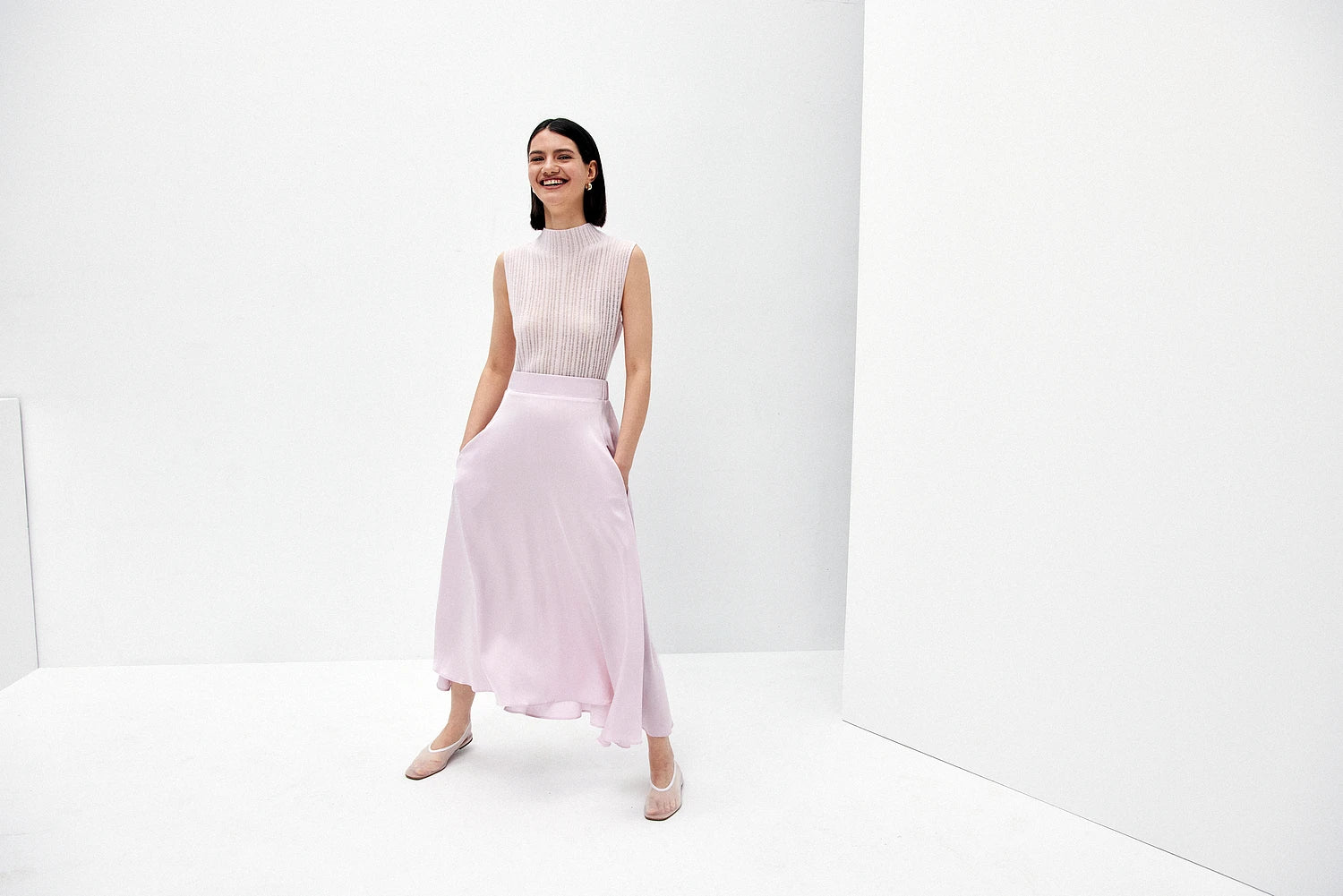 252-84015-60_11 - Allude - 7% Elastan 93% Seide A-Form Active Damen Rock Rose SAPG::252-84015 Seide Spring/Summer 2025