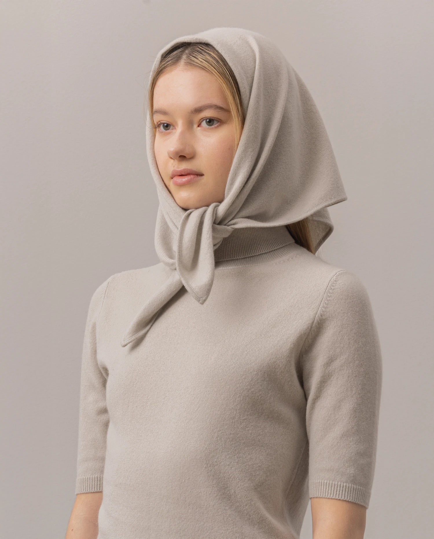 255-11222-82_20 - Allude - 0 100% Cashmere Active Damen Fall/Winter 2025/2026 Feinstrick Flachstrick Grau NEW SAPG::255-11222 Schal