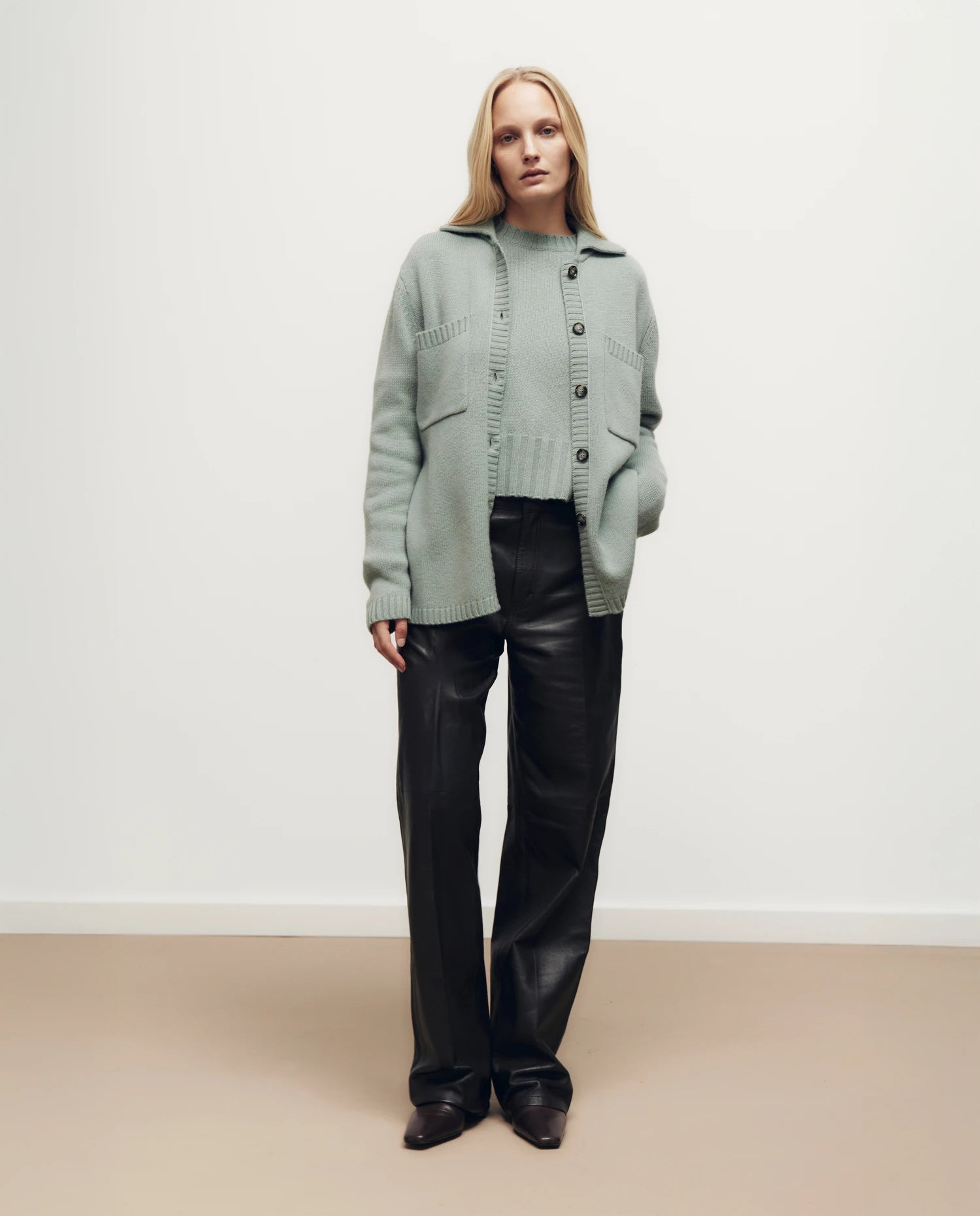 255-17101-31_10 - Allude - 0 30% Cashmere 70% Wolle Active Damen Fall/Winter 2025/2026 Flachstrick Grobstrick Grün Lockerer Schnitt NEW Pullover SAPG::255-17101