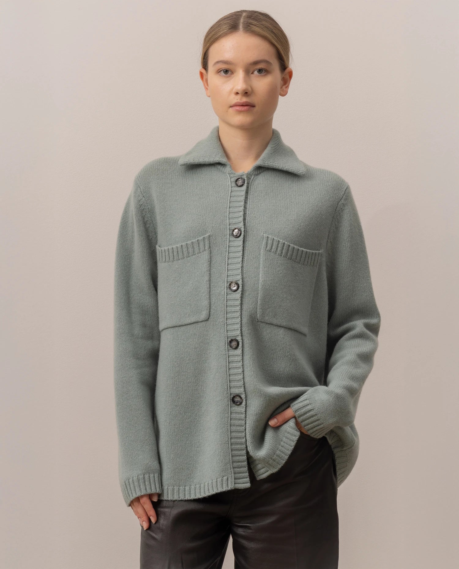 255-17101-31_20 - Allude - 0 30% Cashmere 70% Wolle Active Damen Fall/Winter 2025/2026 Flachstrick Grobstrick Grün Lockerer Schnitt NEW Pullover SAPG::255-17101