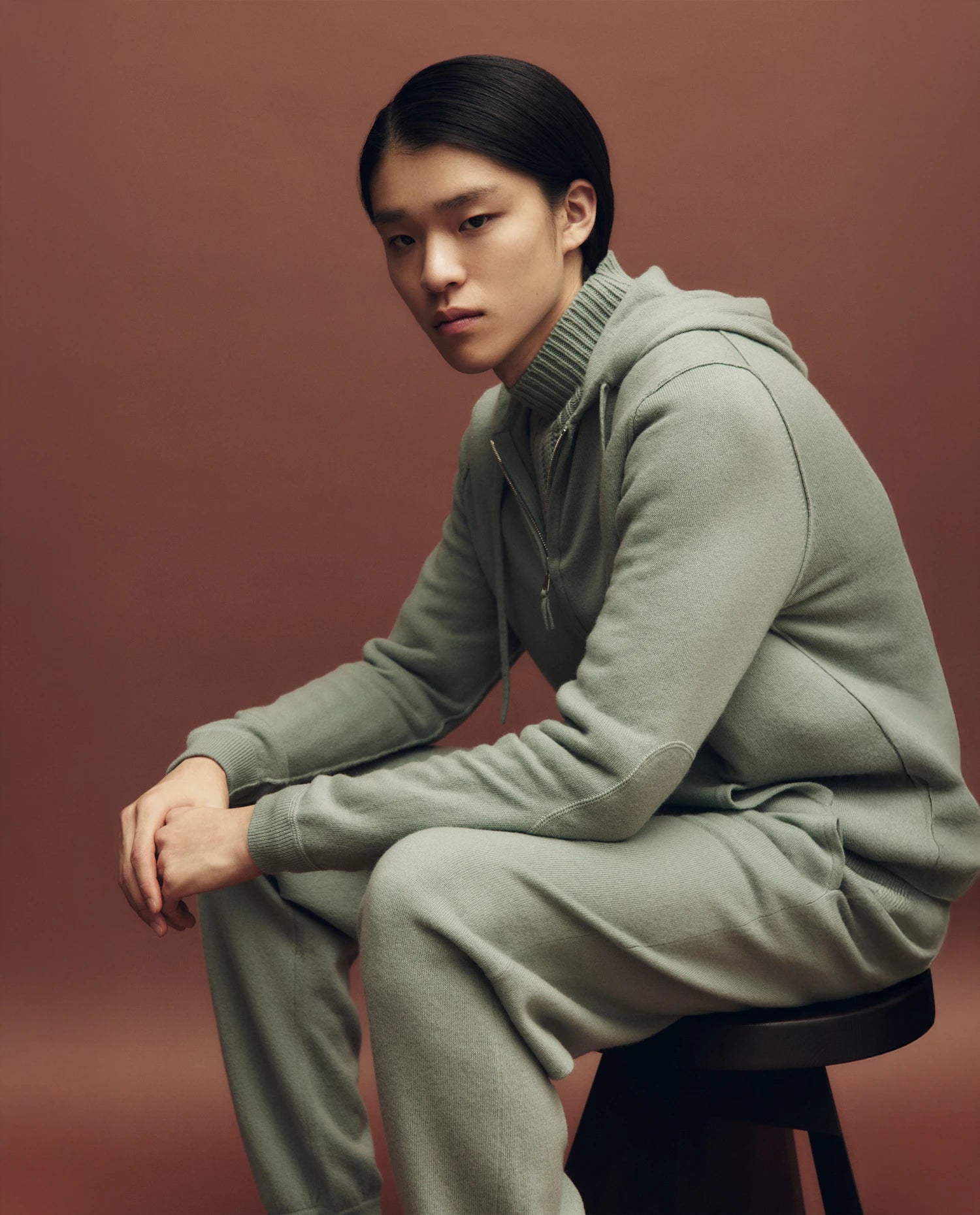 255-37011-31_11 - Allude - 0 30% Cashmere 70% Wolle Active Fall/Winter 2025/2026 Feinstrick Flachstrick Gerade Passform Grün Herren Hose NEW SAPG::255-37011