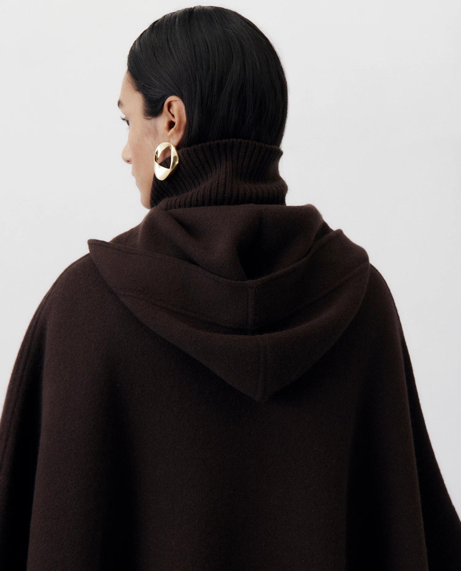 256-20600-49_1 - Allude - 30% Cashmere 70% Wolle Active Braun Cape Damen Holiday 2026 NEW SAPG::256-20600 Wolle