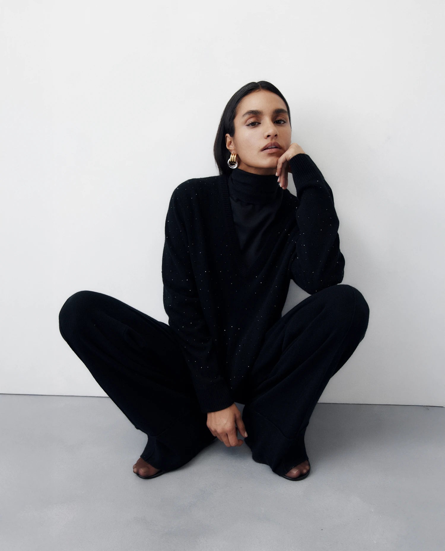 256-20673-90_6 - Allude - 30% Cashmere 70% Wolle Damen Holiday 2026 Hose SAPG::256-20673 Schwarz Stehkragen Wolle