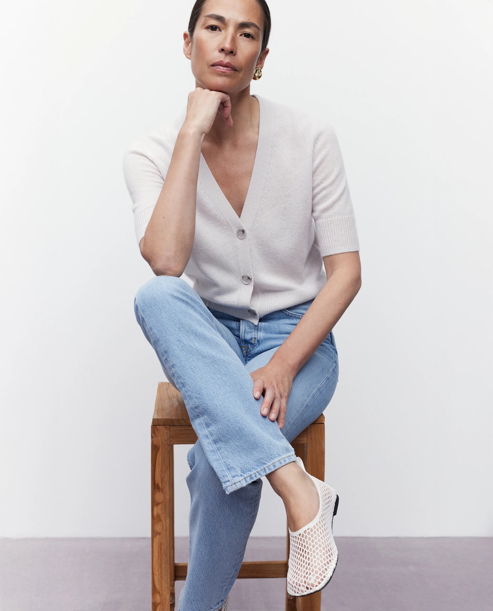 262-11172-80_0749 - Allude - 100% Cashmere Active Cashmere Damen Grau Halbarm SAPG::262-11172 Spring/Summer 2026 Strickjacke V-Ausschnitt