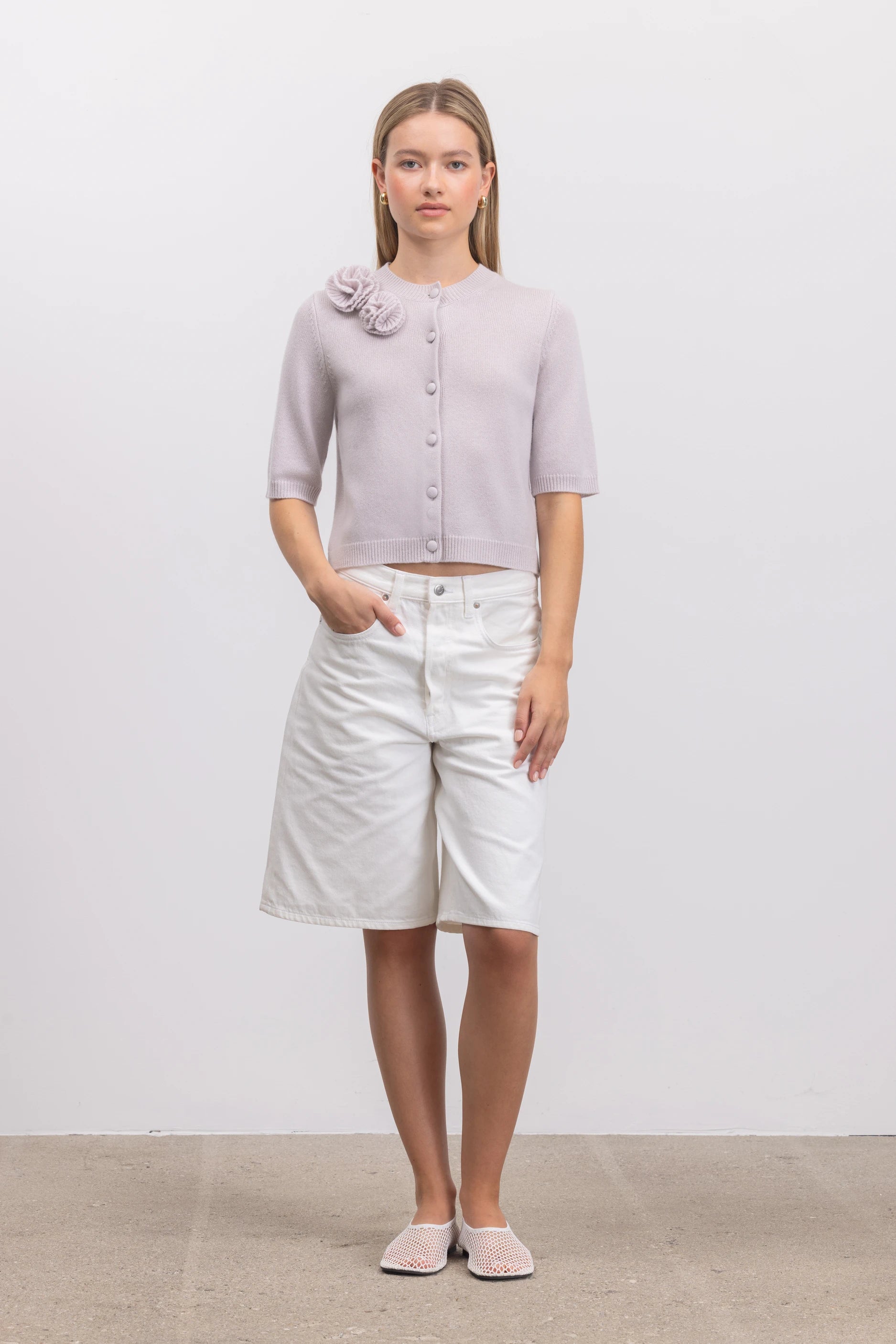 262-17680-80_5 - Allude - 30% Cashmere 70% Wolle Damen Grau Halbarm Rundhals SAPG::262-17680 Spring/Summer 2026 Strickjacke Wolle