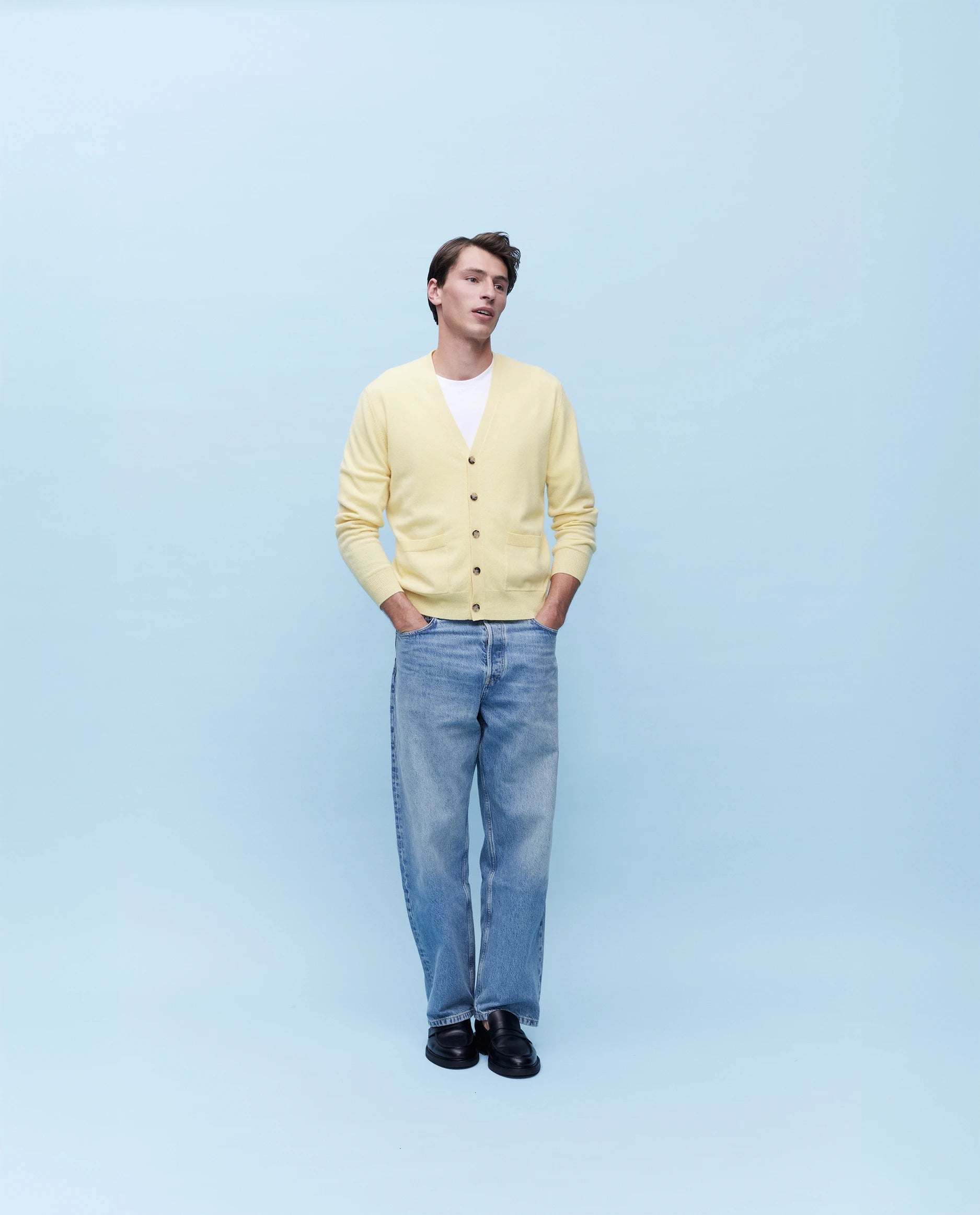 262-30022-21_5001 - Allude - 100% Cashmere Active Cashmere Gelb Herren Langarm NEW SAPG::262-30022 Spring/Summer 2026 Strickjacke V-Ausschnitt