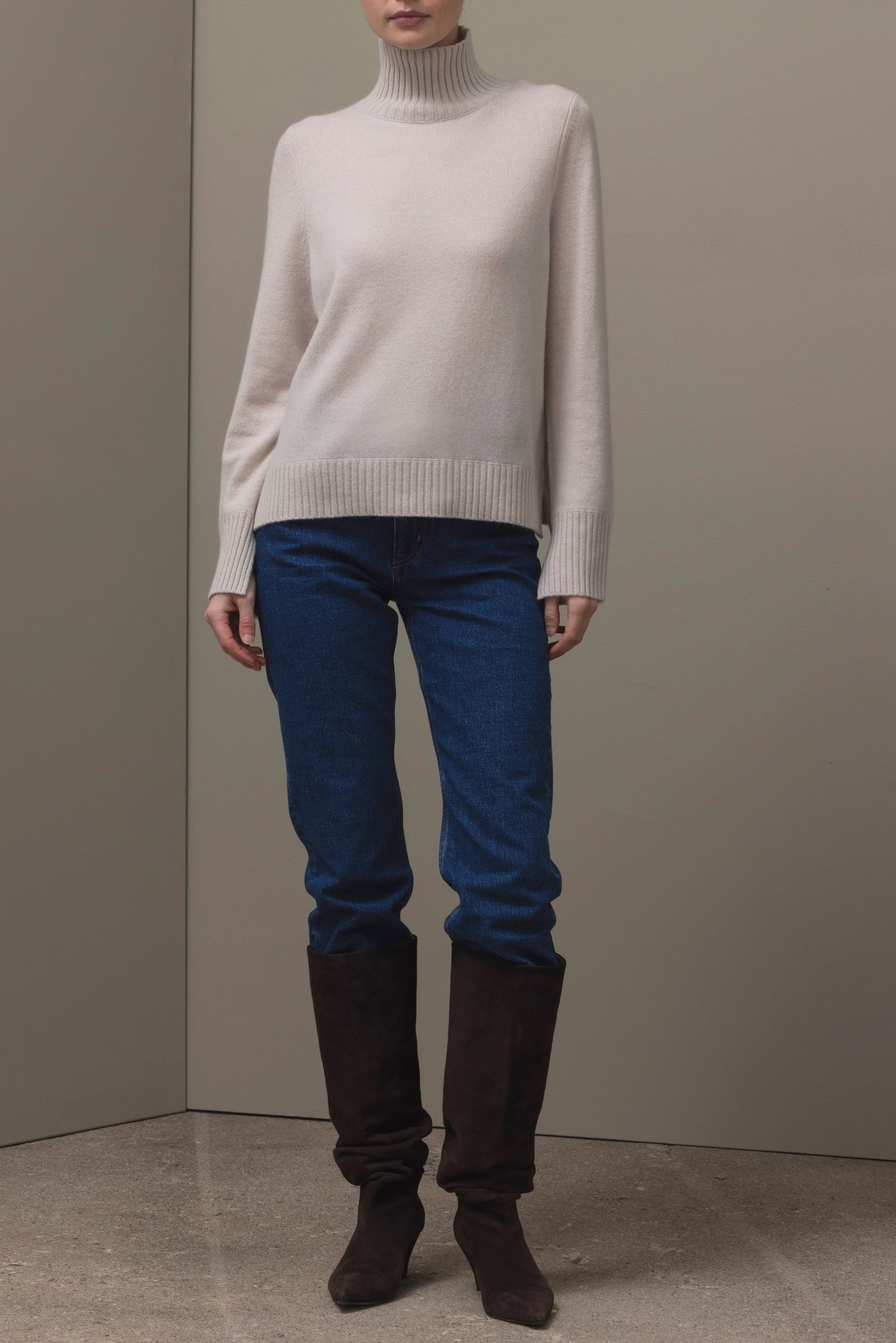 265-11173-43-S_1_5540f2c3-c3e8-4ed4-8ab9-6d7621dbbbbf - Allude - 100% Cashmere Active Beige Cashmere Damen Fall/Winter 2026/2027 Halbarm NEW Pullover SAPG::265-11173 Stehkragen