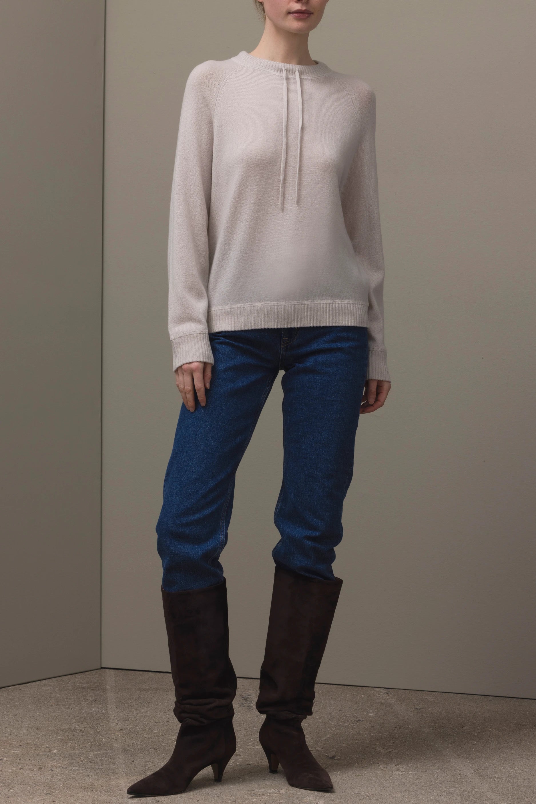 265-17701-43-S_2 - Allude - 30% Cashmere 70% Wolle Active Beige Damen Fall/Winter 2026/2027 Halbarm NEW Pullover Rundhals SAPG::265-17701 Wolle