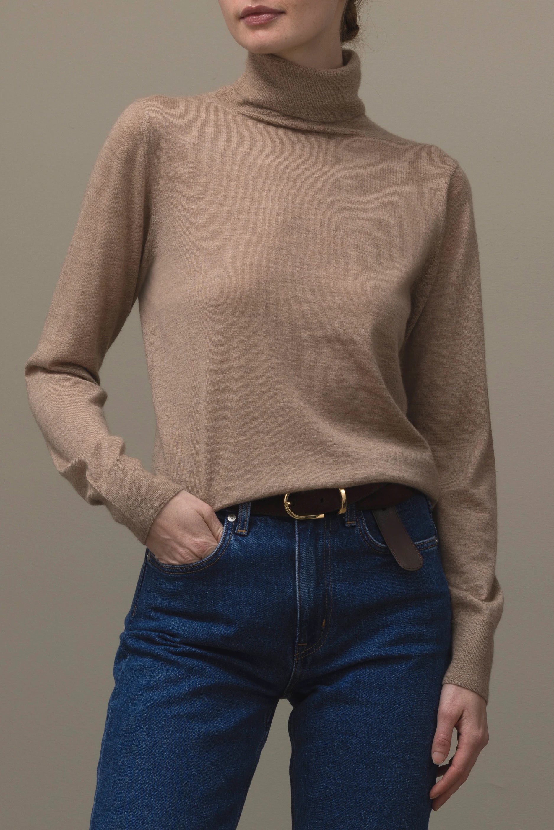 265-70004-46-S_2_f7f9e283-dc2f-4907-9a66-de386cb78c25 - Allude - 100% Cashmere Active Beige Cashmere Damen Fall/Winter 2026/2027 Halbarm NEW Pullover Rollkragen SAPG::265-70004
