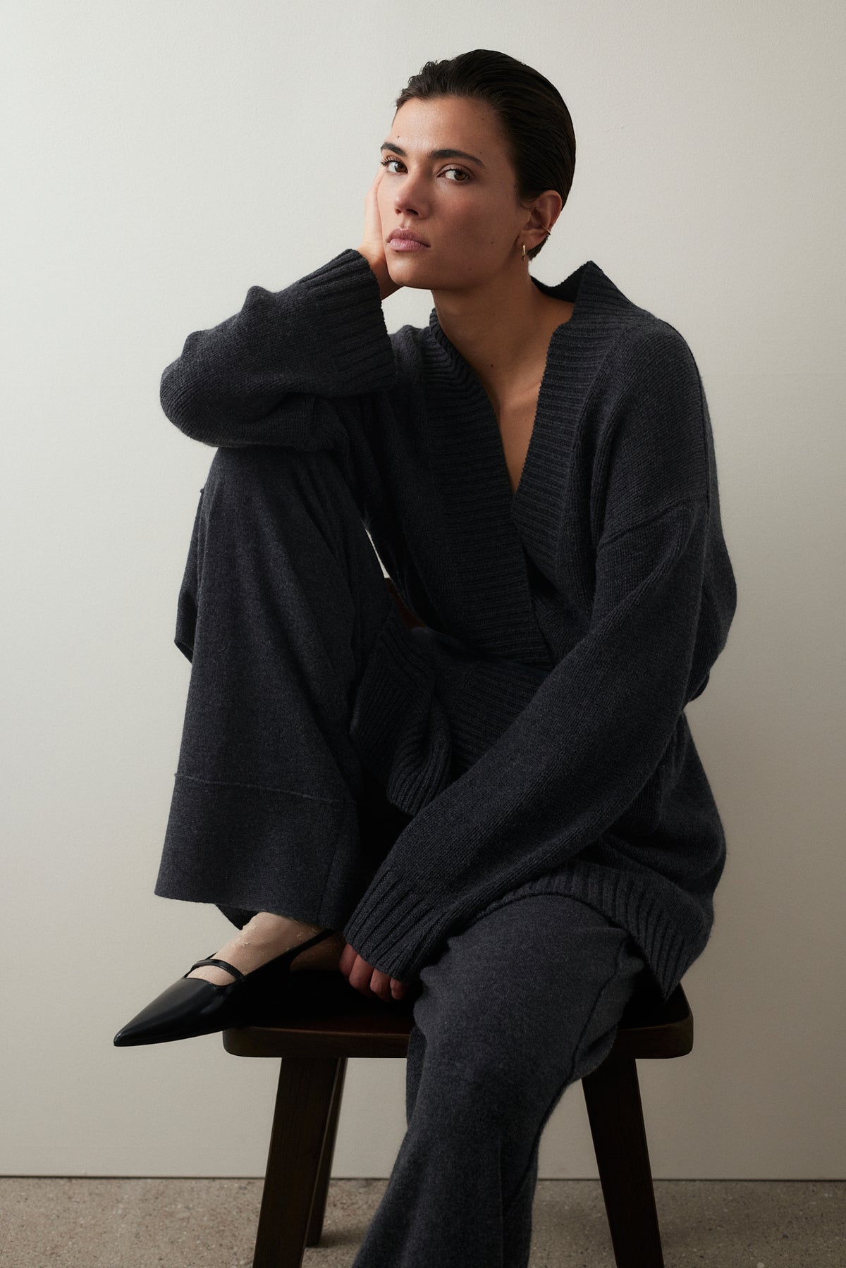 Woll-Mischung Strickjacke in Grau