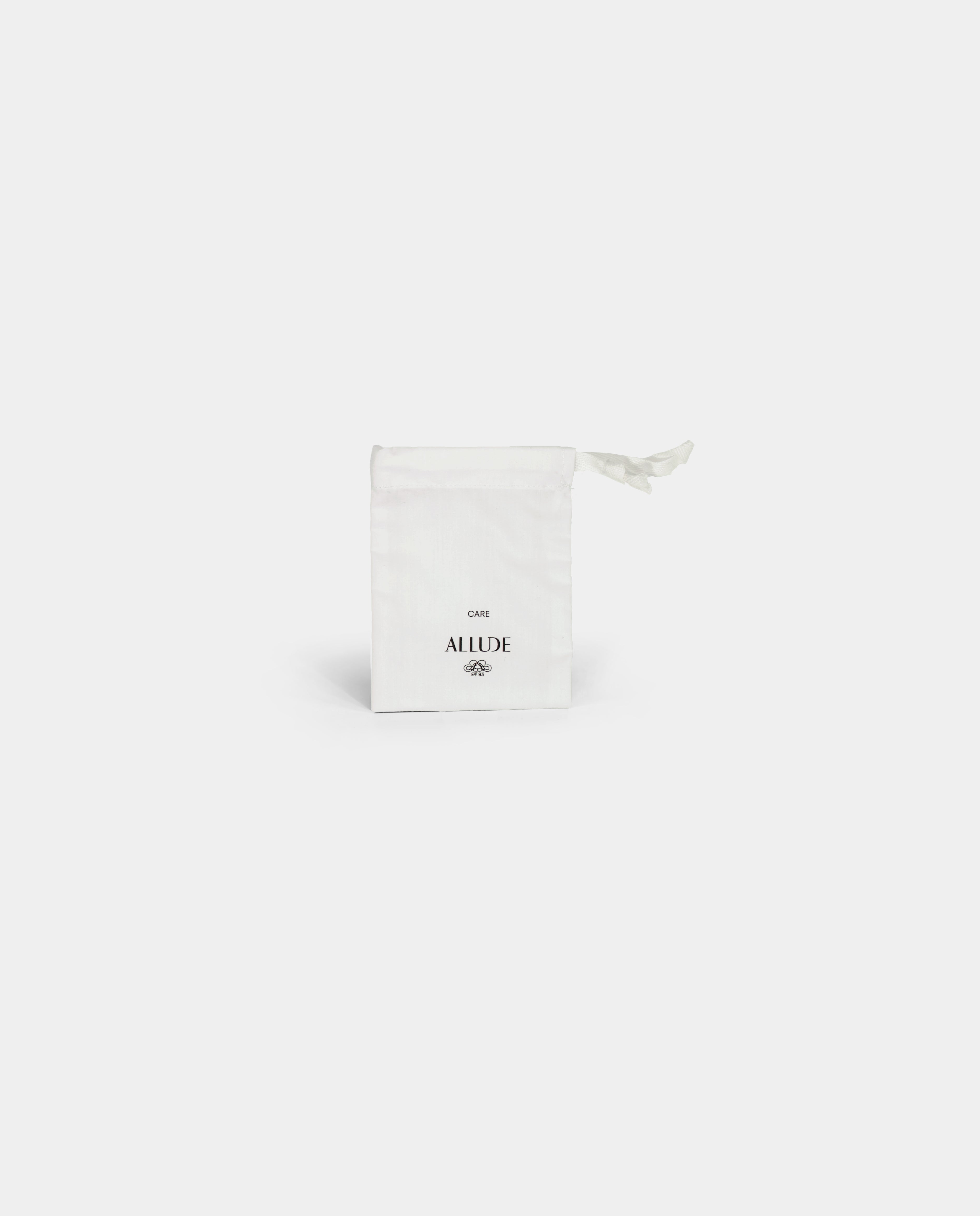 10-00001-bag-1_ba8a331b-3780-4321-a63c-be626b3605c9 - Allude - Active Care Set