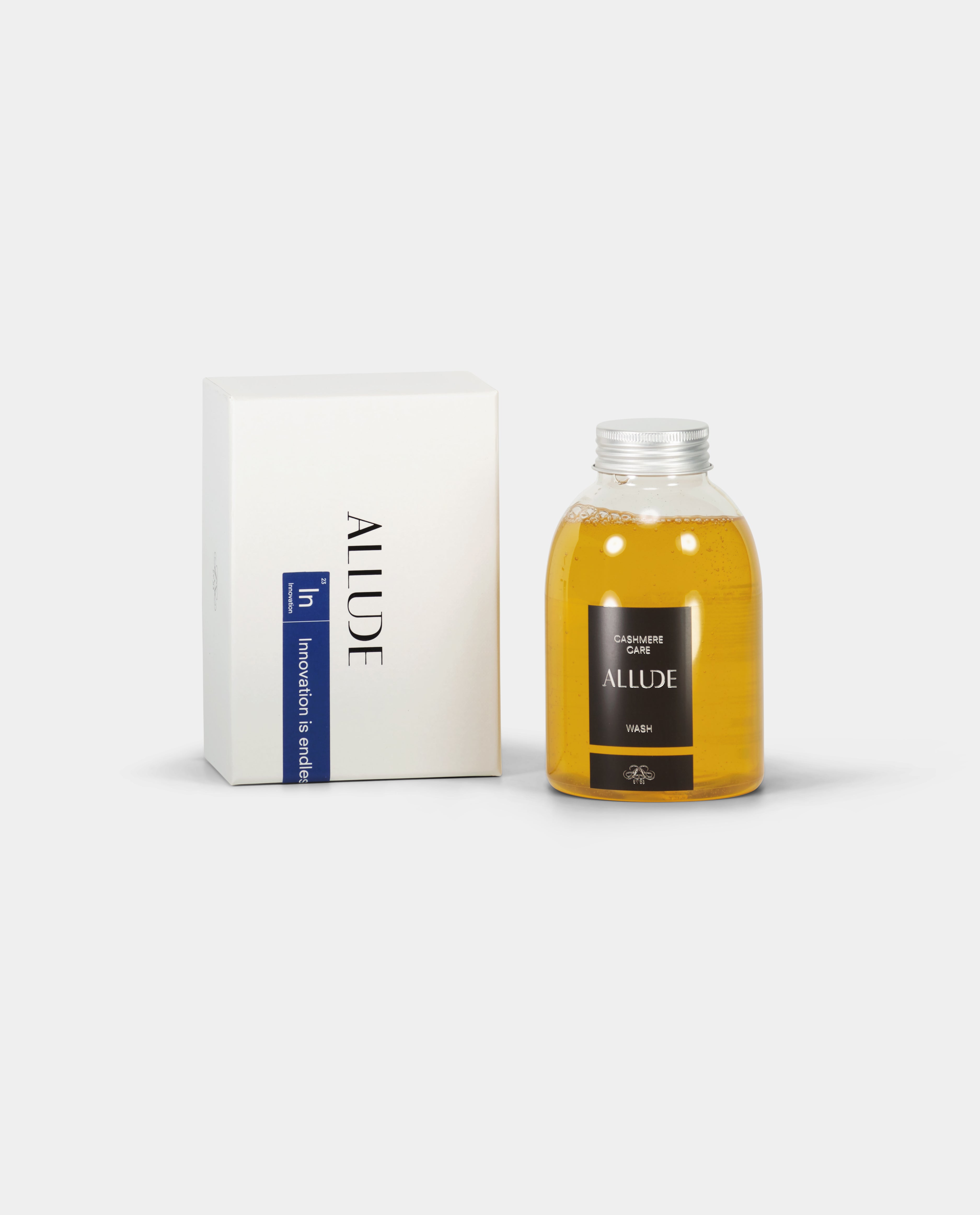 10-00008-3 - Allude - Active Care Set