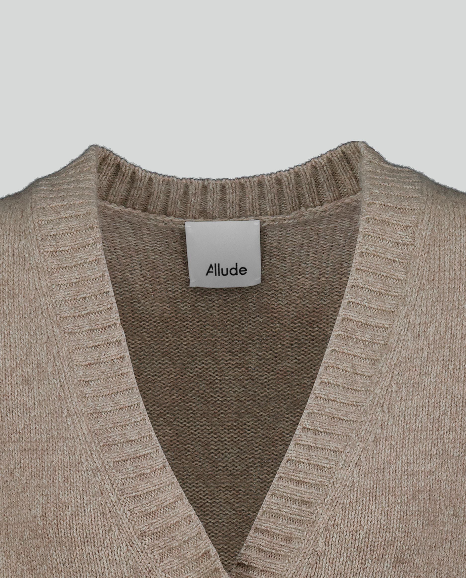 245-61000-43-S_hash_escaped_3 - Allude - 100% Cashmere Beige Cashmere Damen Gerade Passform Langarm mittelschwerer Strick SAPG::245-61000 Strickjacke V-Ausschnitt Winter 2024/2025