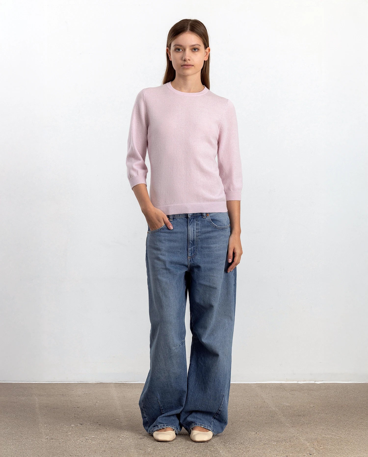 252-11104-60_2 - Allude - 100% Cashmere 3/4 Arm Cashmere Damen Feinstrick Pullover Rose Rundhals SAPG::252-11104 Spring/Summer 2025 Taillierter Schnitt