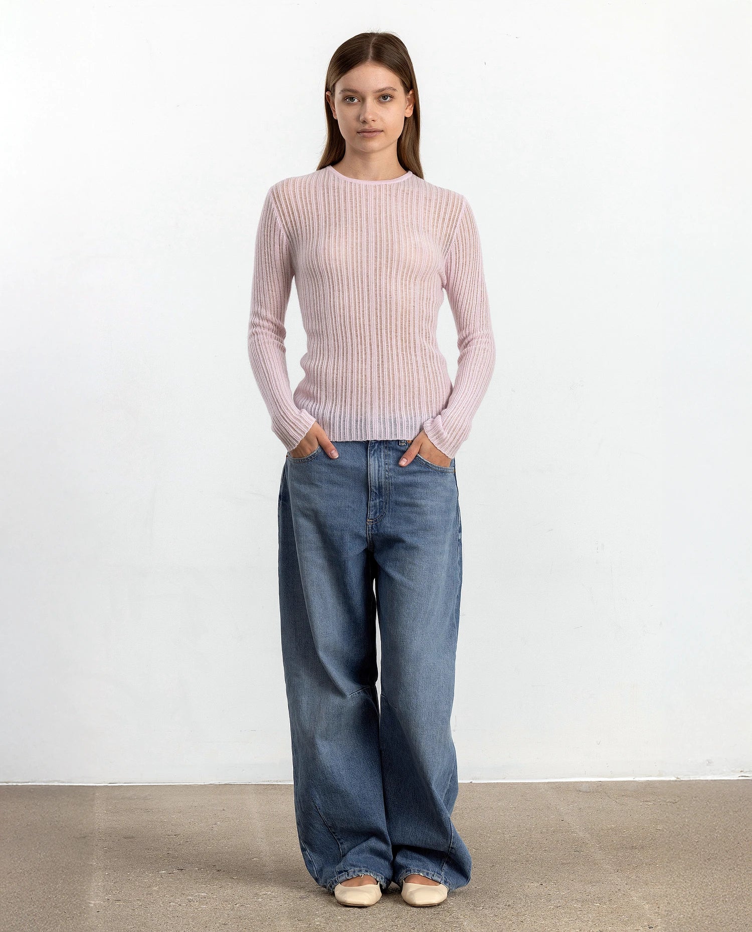 252-11201-60_2 - Allude - 100% Cashmere Cashmere Damen Enger Schnitt Feinstrick Langarm Pullover Rose Rundhals SAPG::252-11201 Spring/Summer 2025