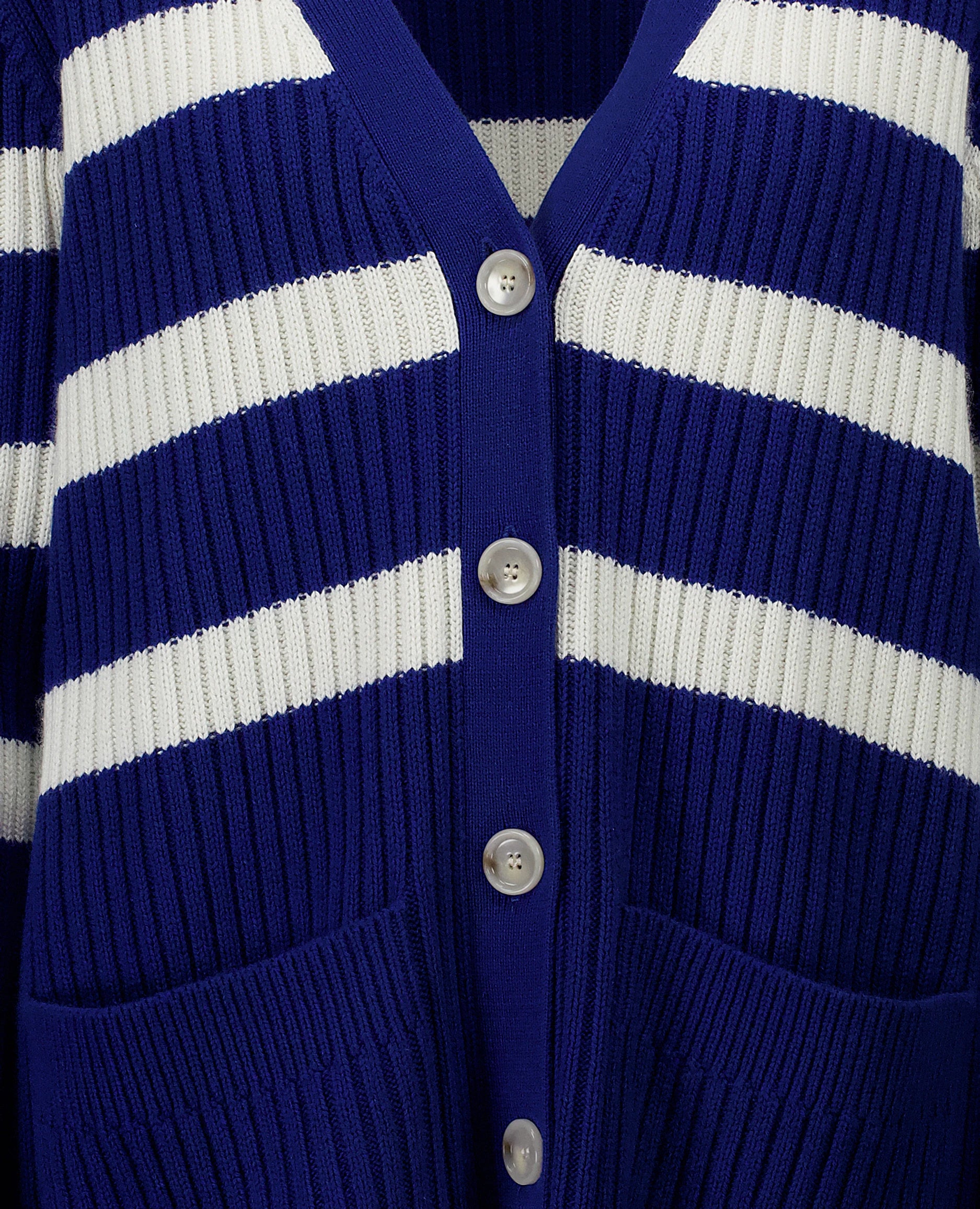 252-15044-4015_41 - Allude - 30% Cashmere 70% Baumwolle Active Allude x Eisbach Baumwoll-Mischung Damen Grobstrick Langarm Lockerer Schnitt NEW SAPG::252-15044 Spring/Summer 2025 Strickjacke V-Ausschnitt Weiß