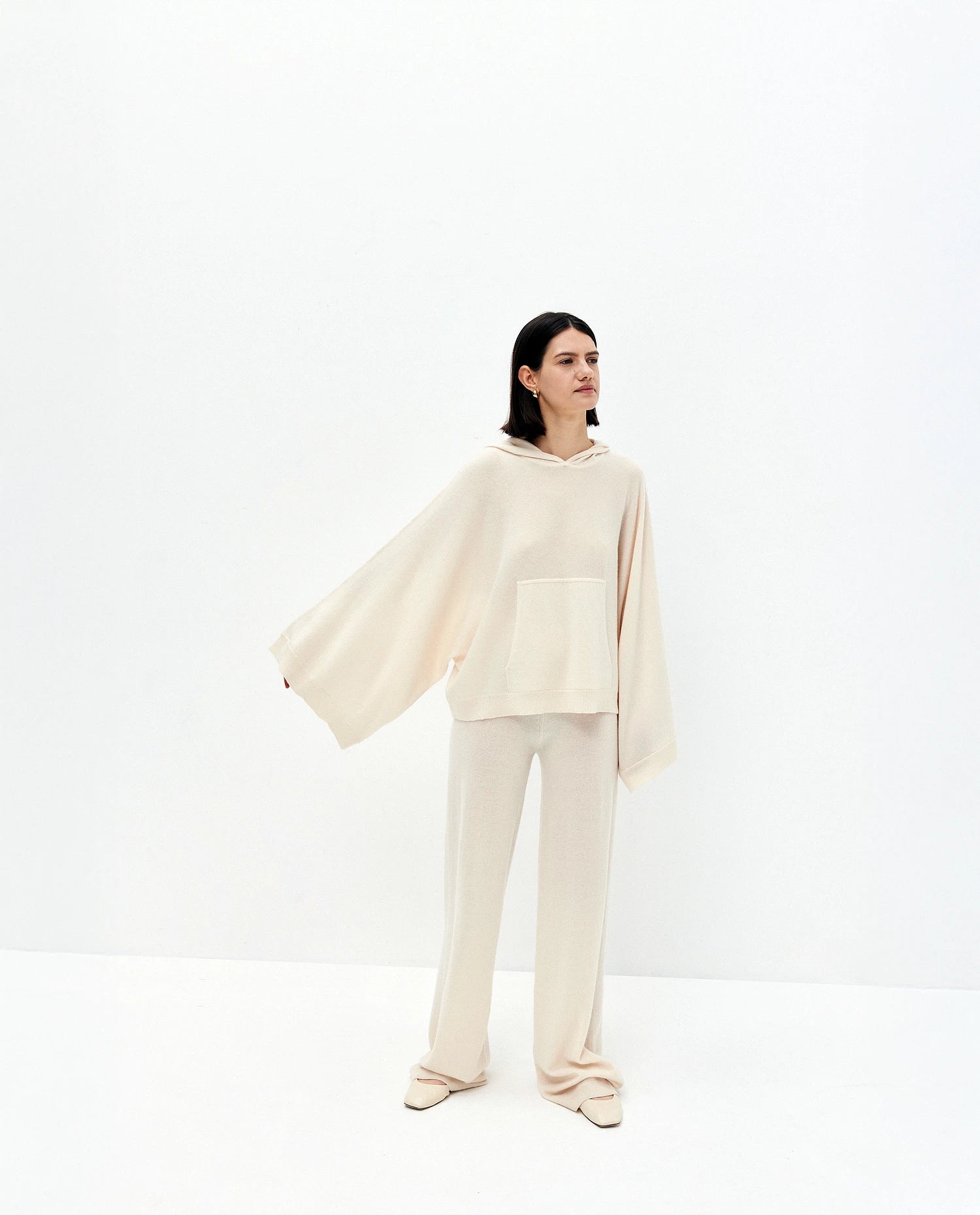 252-17004-41_10 - Allude - 1/4 Arm 30% Cashmere 70% Wolle Creme Damen Feinstrick Gerade Passform NEW Polo Pullover SAPG::252-17004 Spring/Summer 2025 Woll-Mischung