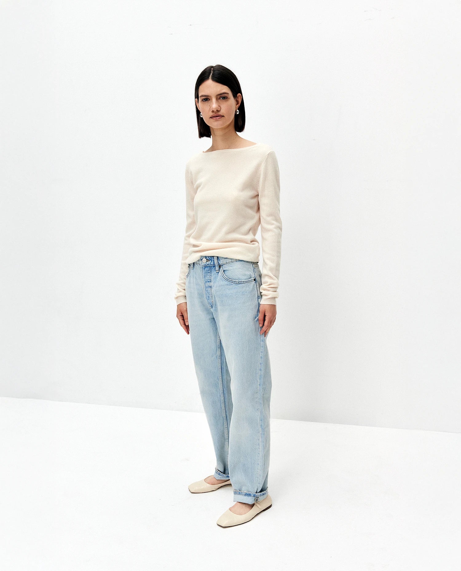 252-17074-41_1 - Allude - 30% Cashmere 70% Wolle Creme Damen Feinstrick Gerade Passform Langarm Pullover Rundhals SAPG::252-17074 Spring/Summer 2025 Woll-Mischung