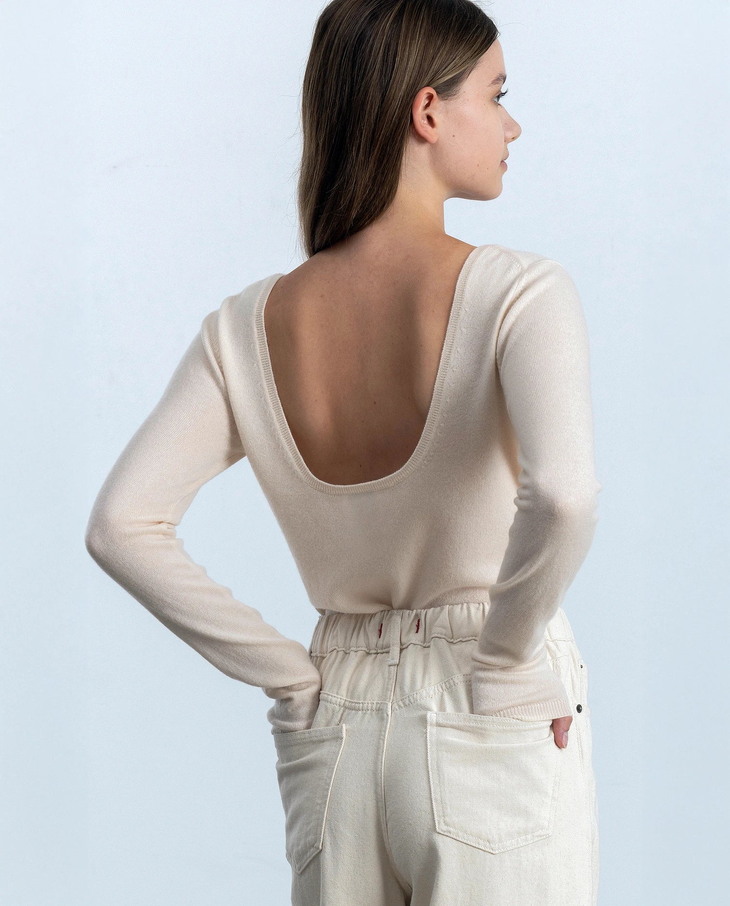 252-17074-41_21 - Allude - 30% Cashmere 70% Wolle Creme Damen Feinstrick Gerade Passform Langarm Pullover Rundhals SAPG::252-17074 Spring/Summer 2025 Woll-Mischung