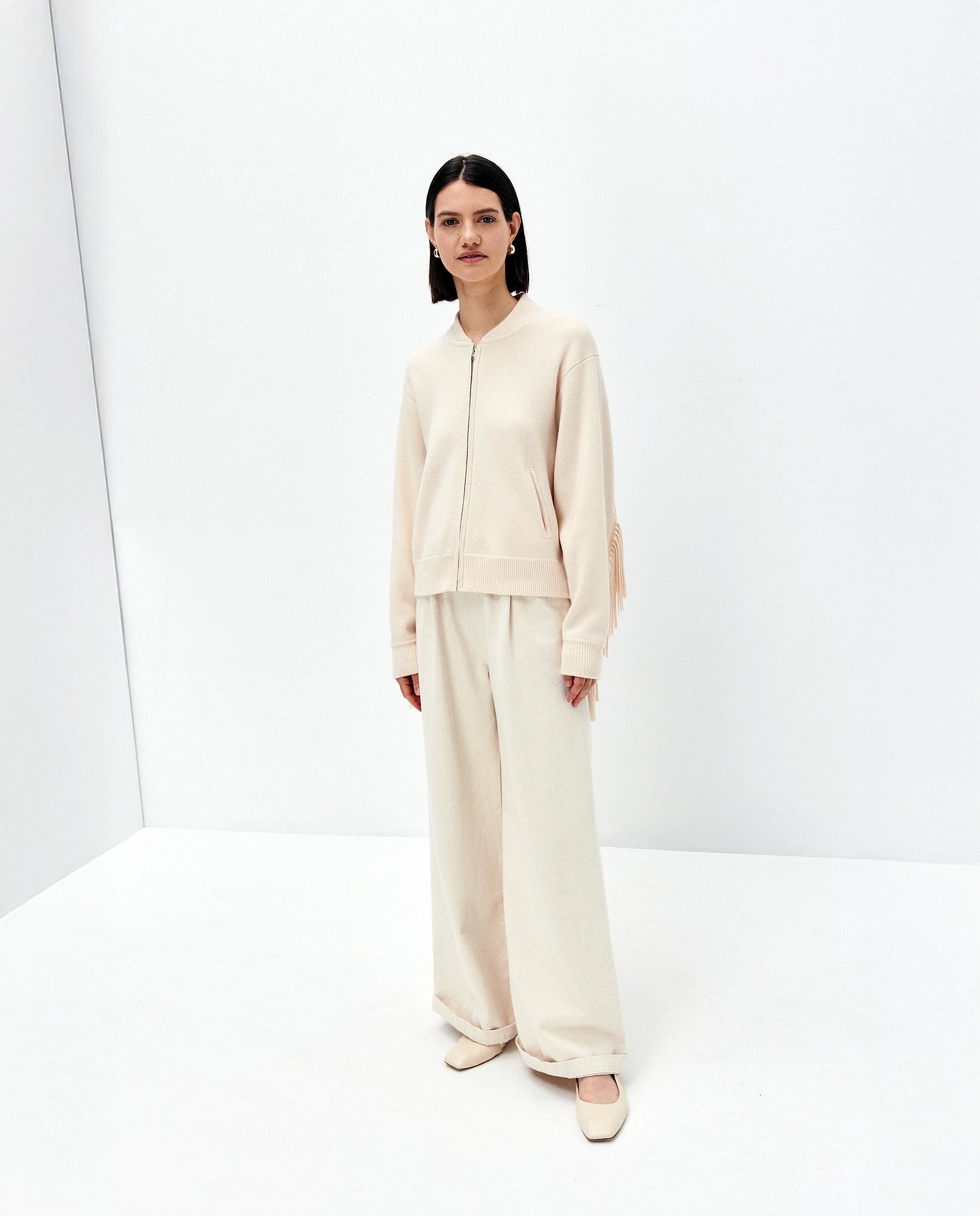 252-17100-41_1 - Allude - 30% Cashmere 70% Wolle Creme Damen Jacket Langarm Lockerer Schnitt mittelschwerer Strick NEW Rundhals SAPG::252-17100 Spring/Summer 2025 Woll-Mischung