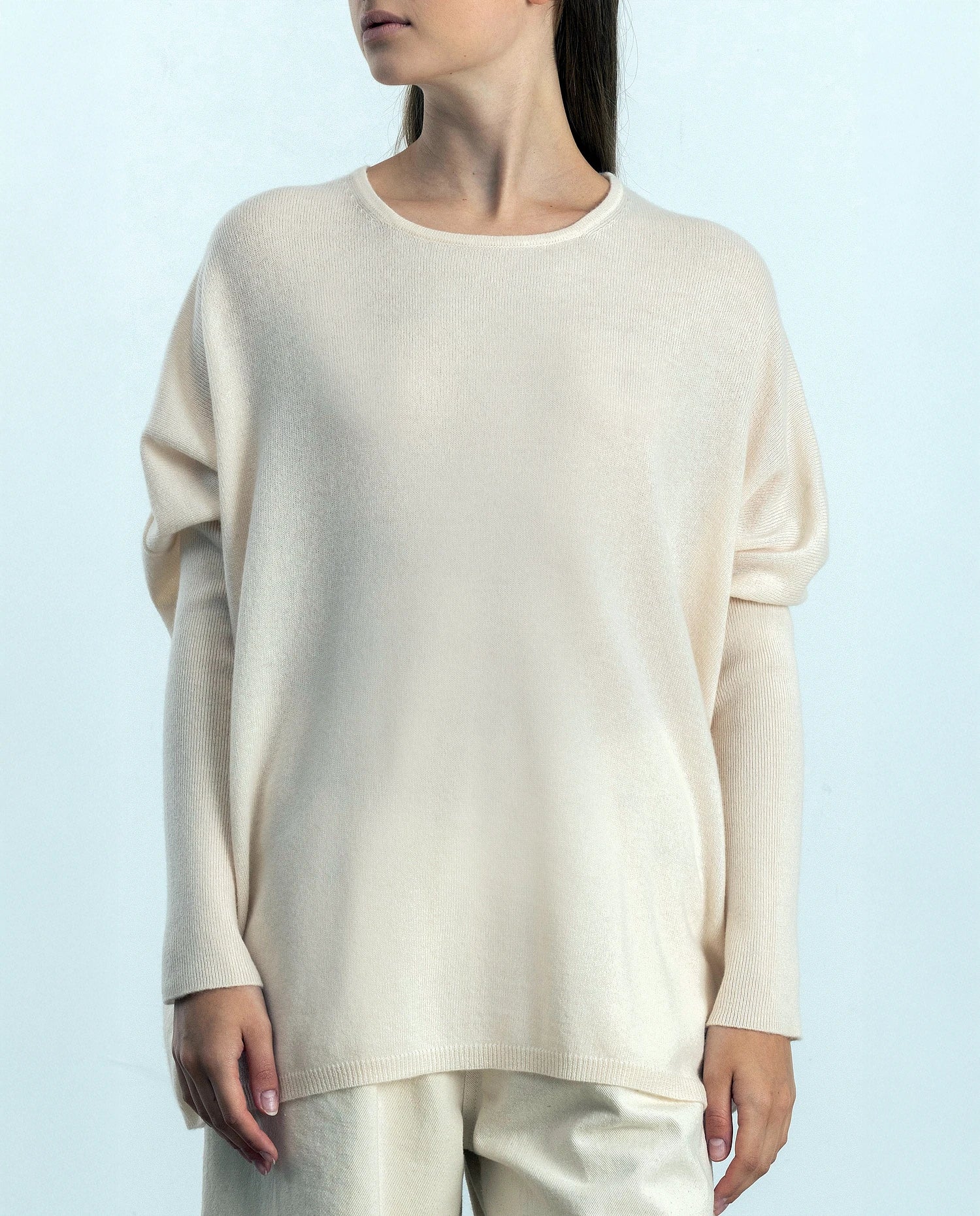 252-17662-41_20 - Allude - 30% Cashmere 70% Wolle Bootshalsausschnitt Creme Damen Feinstrick Langarm Lockerer Schnitt Pullover SAPG::252-17662 Spring/Summer 2025 Woll-Mischung