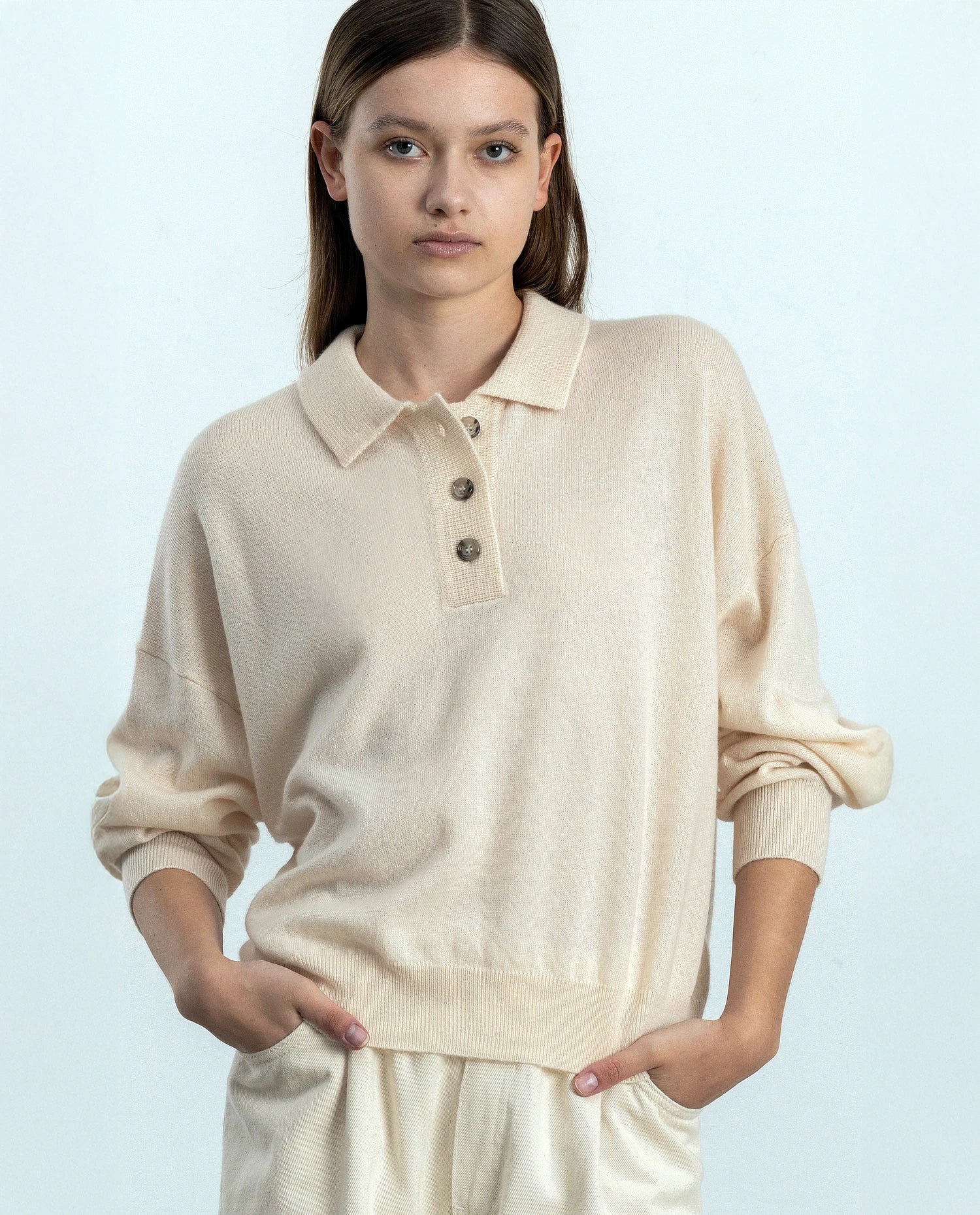 252-17743-41_20 - Allude - 30% Cashmere 70% Wolle Creme Damen Feinstrick Kastiger Schnitt Langarm NEW Polo Pullover SAPG::252-17743 Spring/Summer 2025 Woll-Mischung