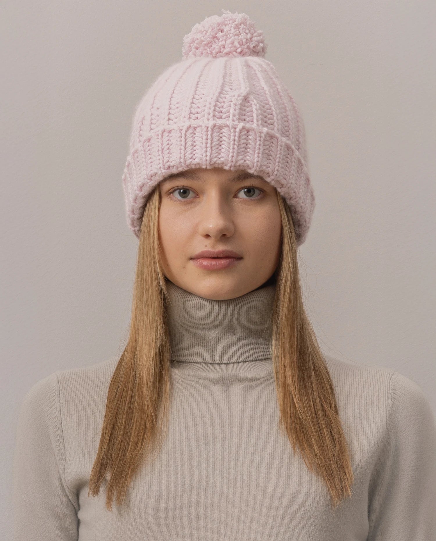 255-11163-60_2 - Allude - 0 100% Cashmere Active Damen Fall/Winter 2025/2026 Flachstrick Grobstrick Mütze NEW Rose SAPG::255-11163