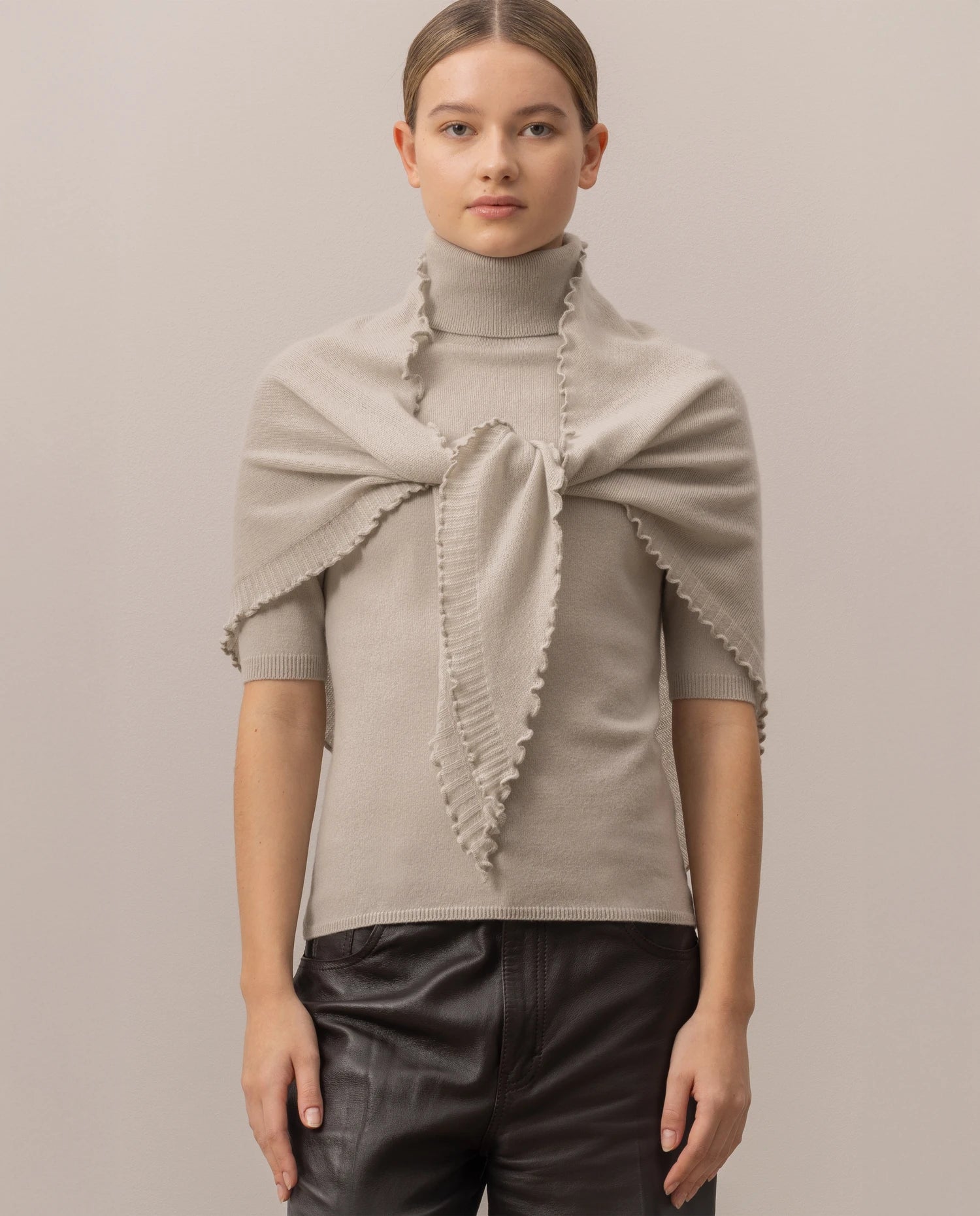 255-11220-82_2 - Allude - 0 100% Cashmere Active Damen Fall/Winter 2025/2026 Feinstrick Flachstrick Grau NEW SAPG::255-11220 Schal