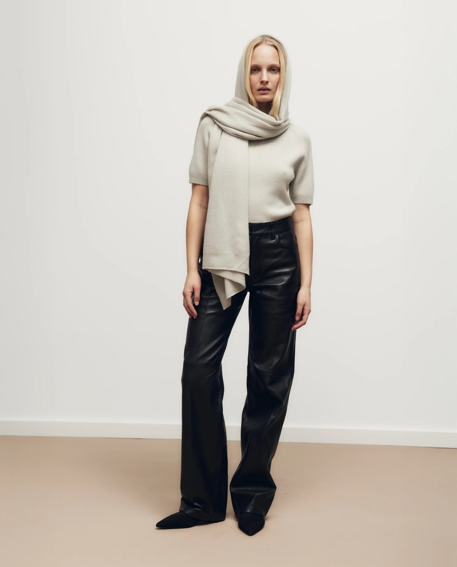 255-11241-82_1 - Allude - 0 100% Cashmere Active Damen Fall/Winter 2025/2026 Feinstrick Flachstrick Grau NEW SAPG::255-11241 Schal